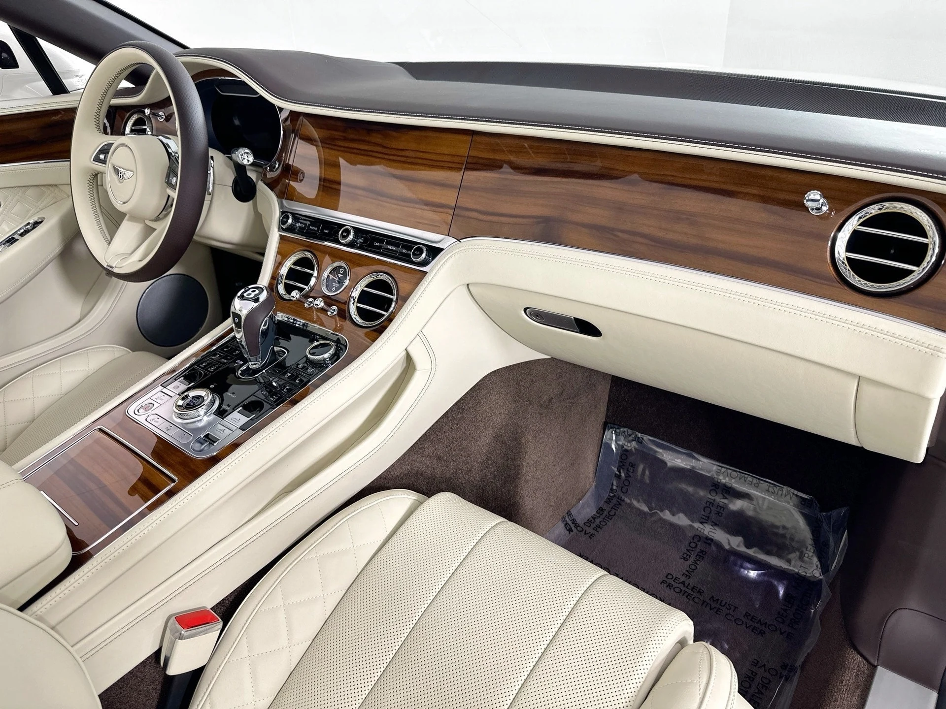 mph001_964763730_2_507c35b323