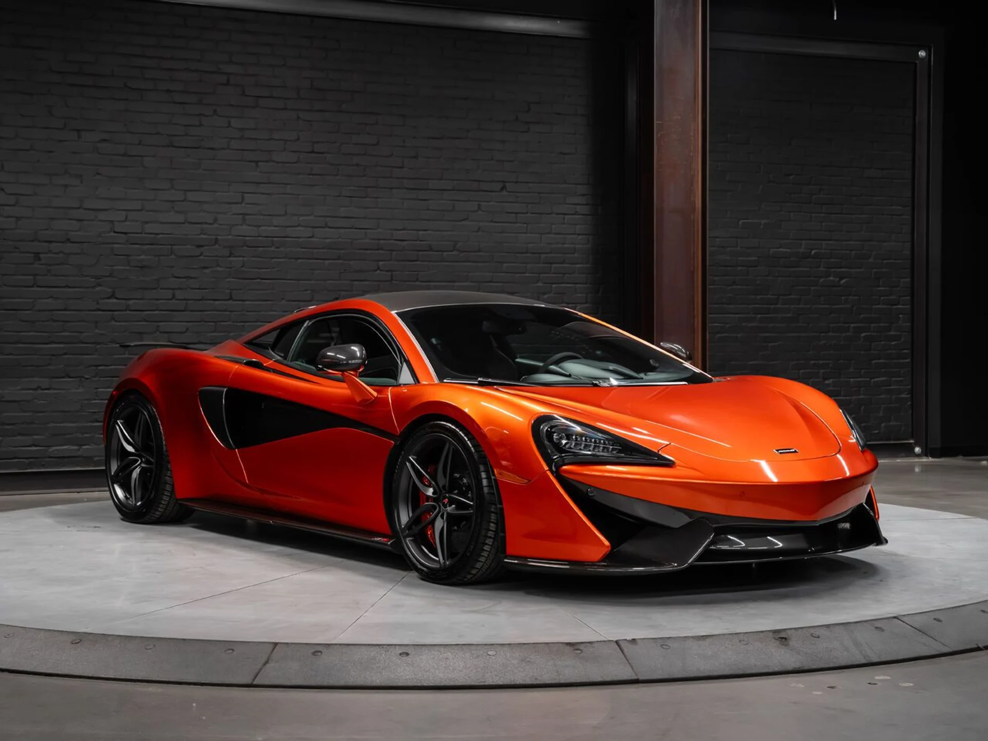 mph001_964989200_mclaren_570s_2017_e97e1789ad