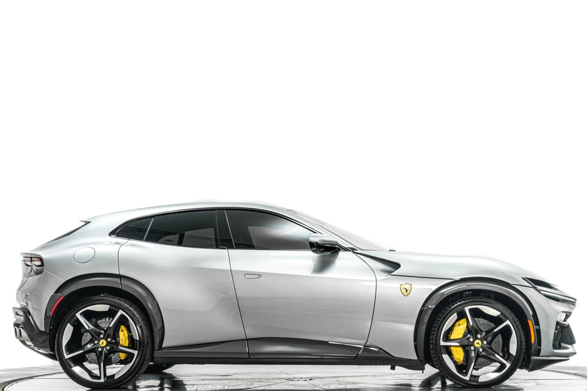 mph001_971762574_Used_2025_Ferrari_Purosangue_1781820136_ad65b2537b