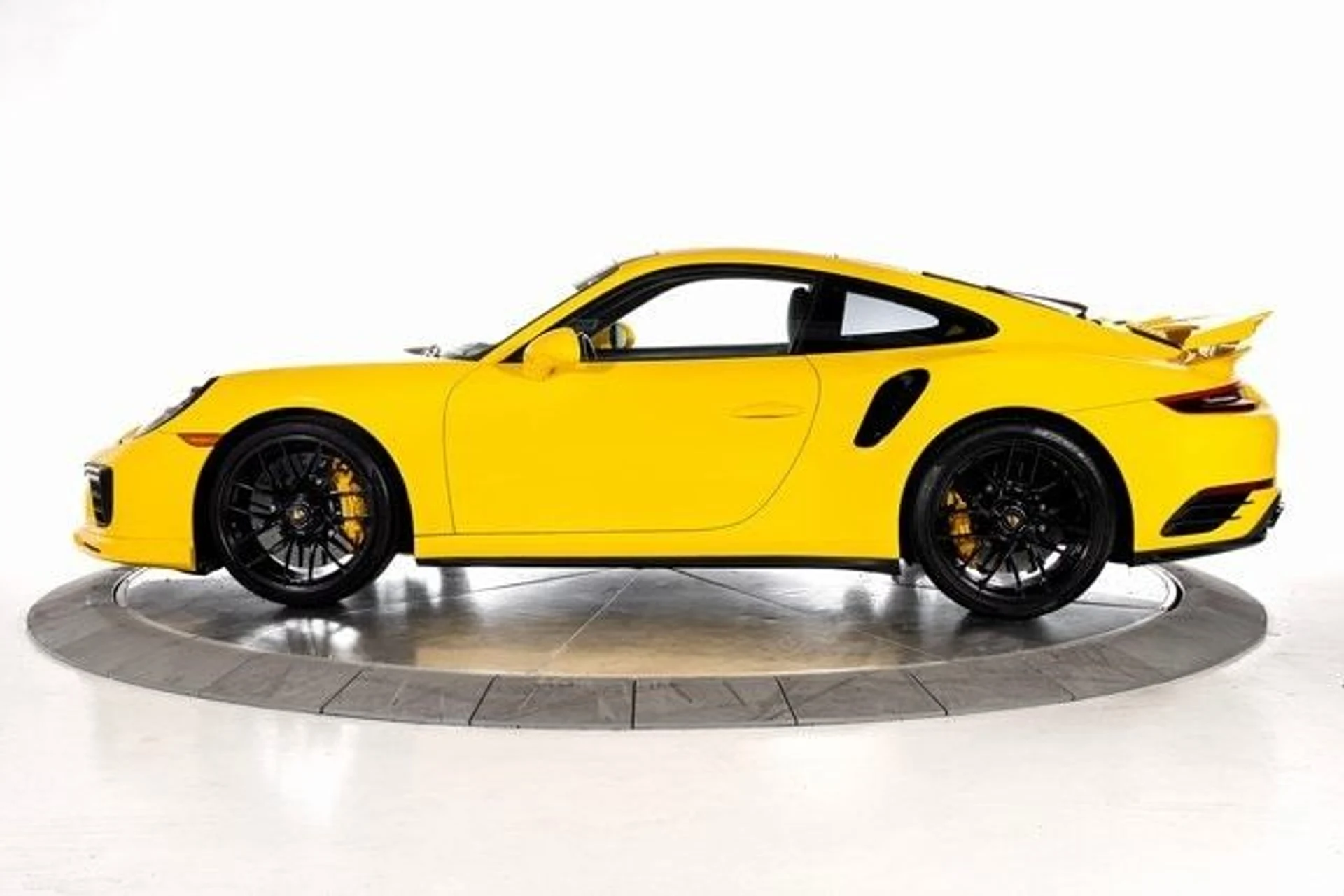 mph001_972764523_f4ac8fff359e99c97b8b2fa5f7b7bf5ex_930c67e049