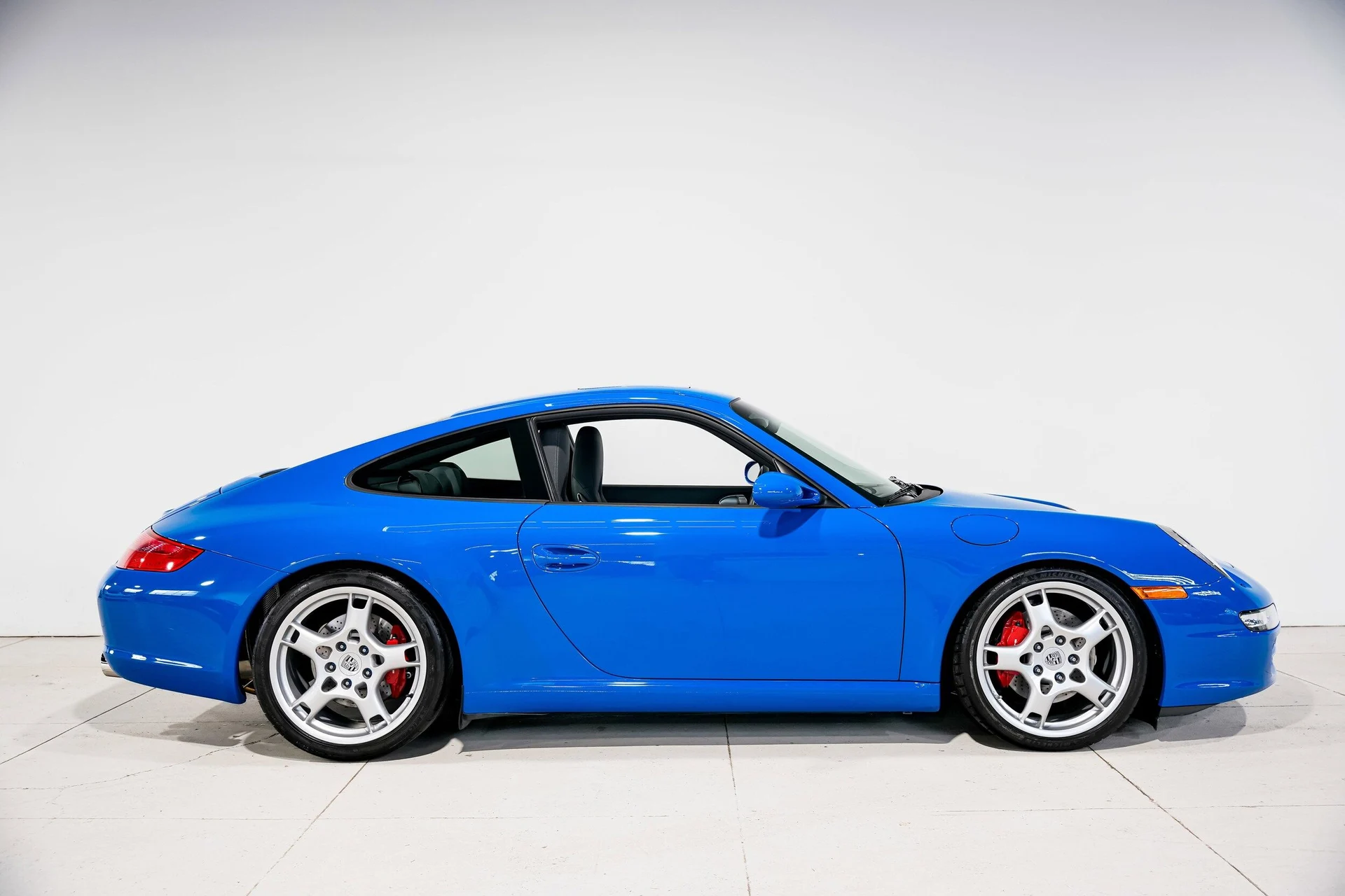 mph001_974651181_132a41a10fe46b5b6bb48d5e39e9f663x_b0753a987b