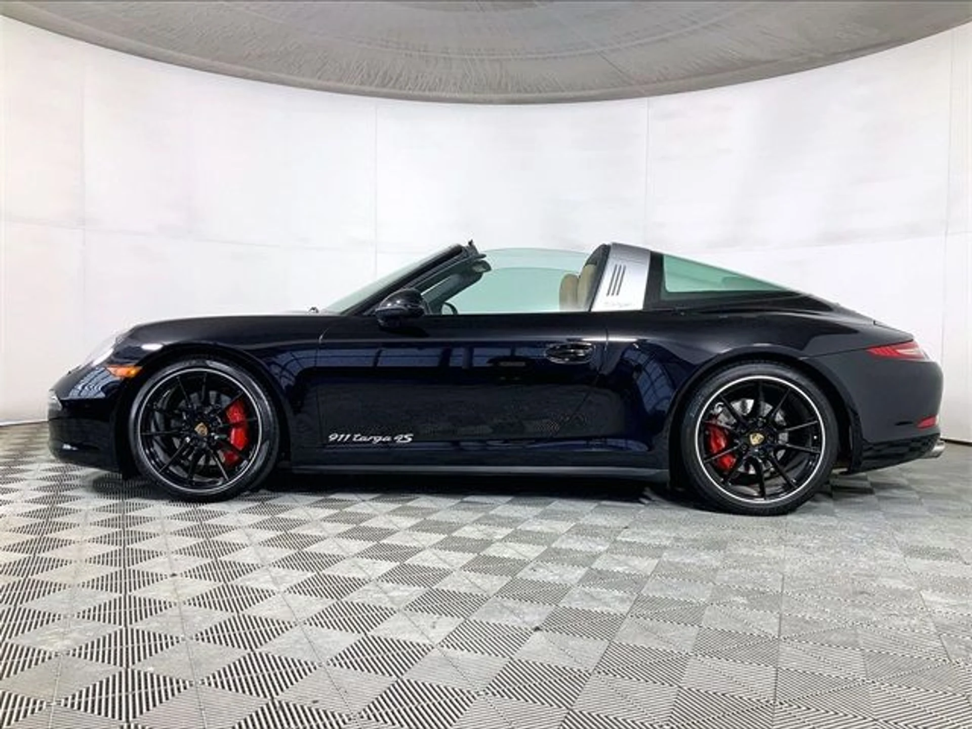 mph001_976257024_b302b8441cbb6e8aae72a256accffe6c_005bf806ca