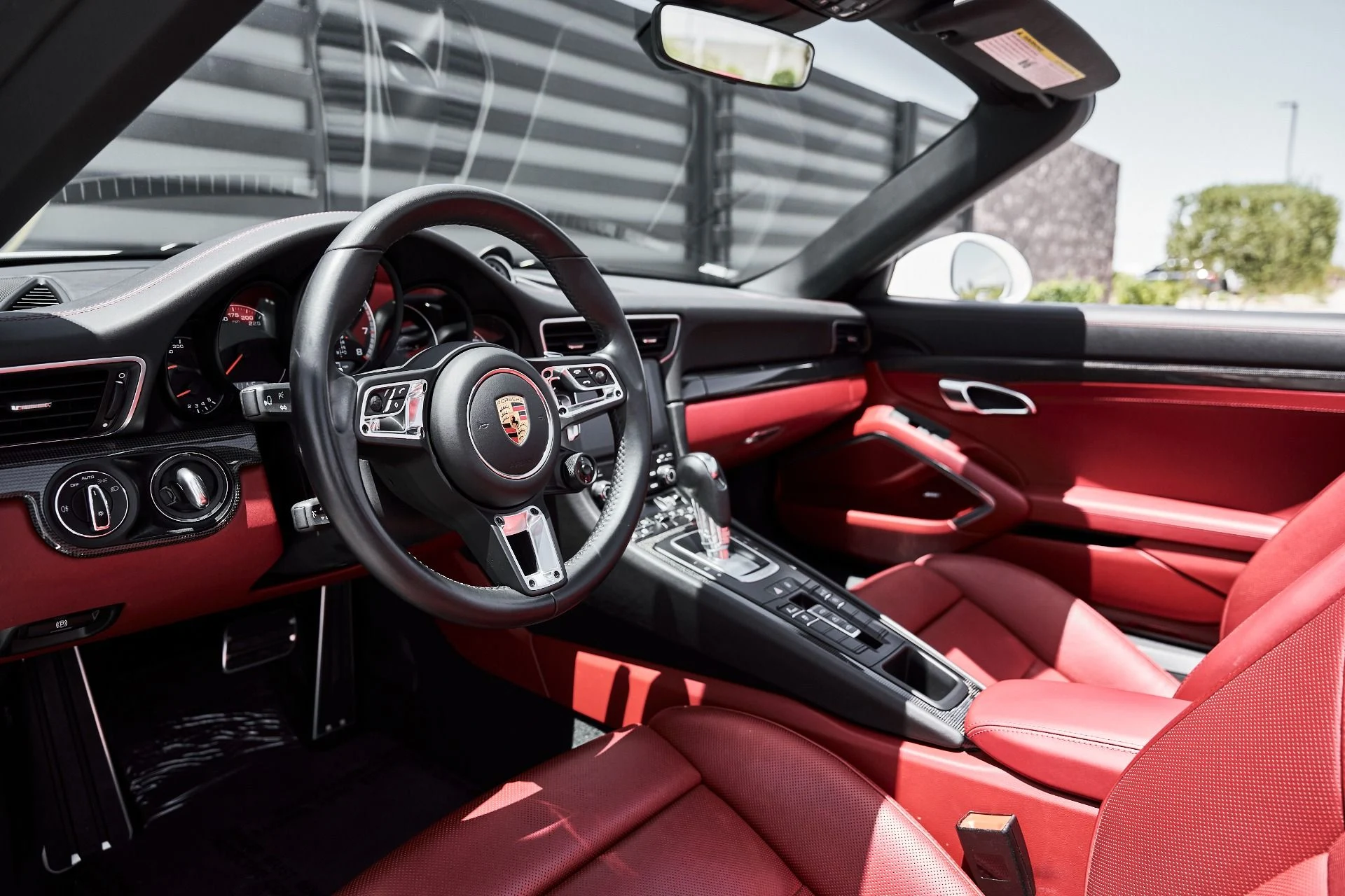 mph001_982516290_Used_2019_Porsche_911_Turbo_S_1781225386_f977a5d369