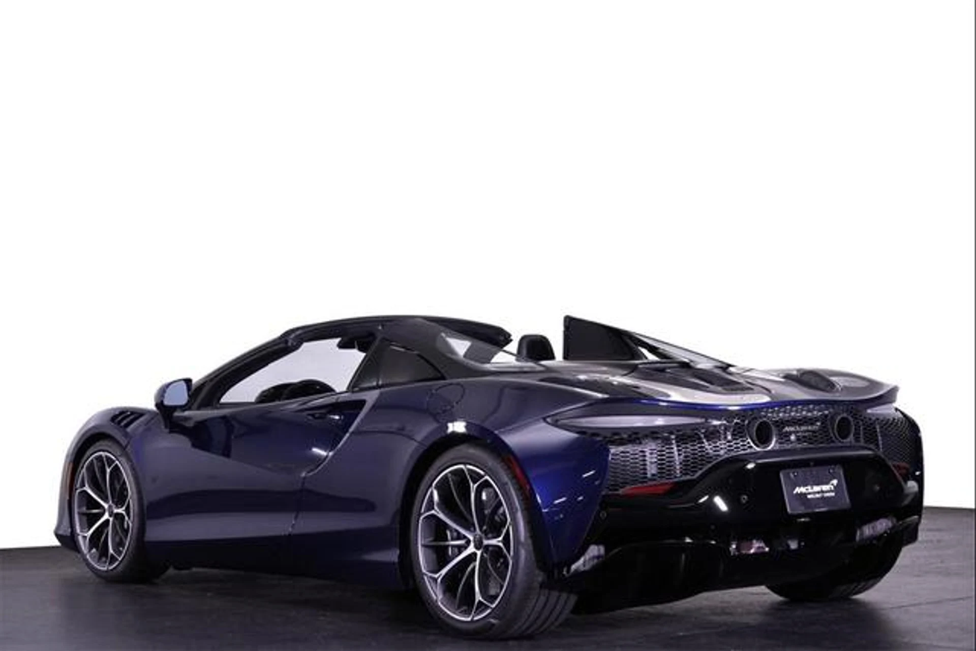 mph001_ML_0dl_Ps_La_EWPYI_Ry_P_Pg_Jh0ev844_656586801c