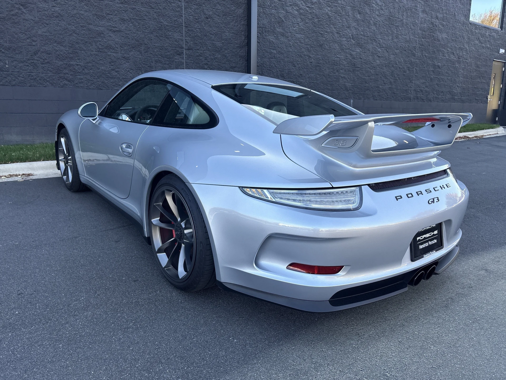 mph002_1022288385_150db8c21dea4c7a905afe23efb092fc_3af38b51df