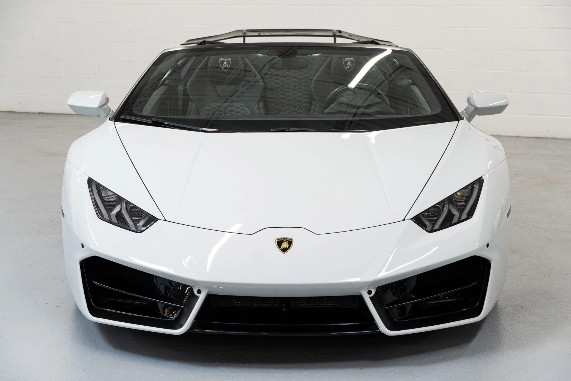 mph002_1027599316_Used_2017_Lamborghini_Huracan_LP_580_2_Spyder_1772480495_c400e256e1
