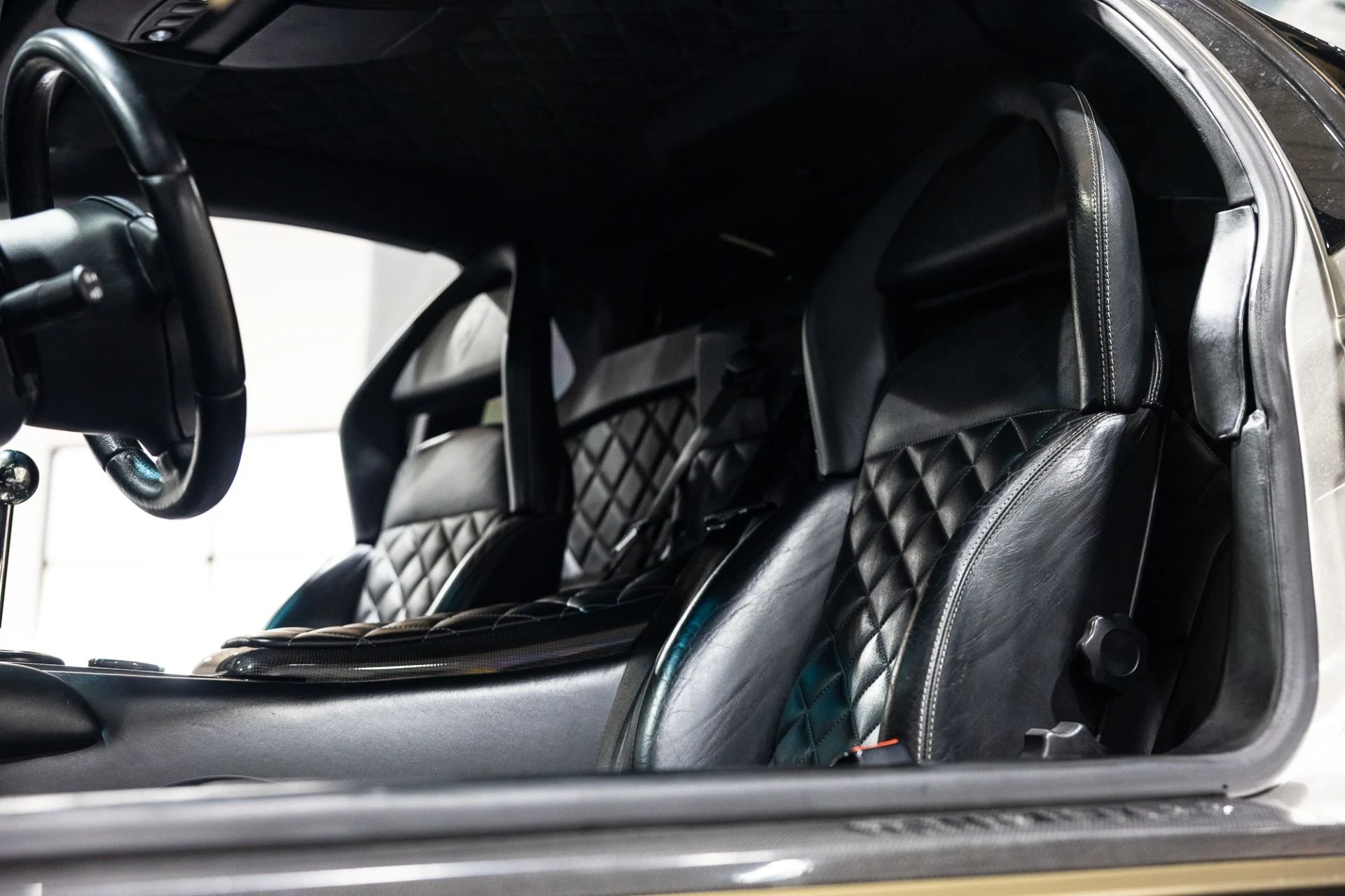 mph002_1042800387_Used_2007_Lamborghini_Murcielago_LP_640_6_SPEED_RWD_CONVERSION_CARBON_CERAMIC_BRAKES_1763250283_df1a1ea184