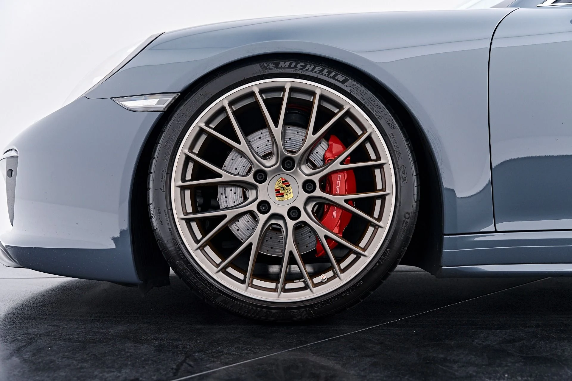 mph002_1042881864_Used_2017_Porsche_911_Carrera_4_S_1789697852_f0925f8951