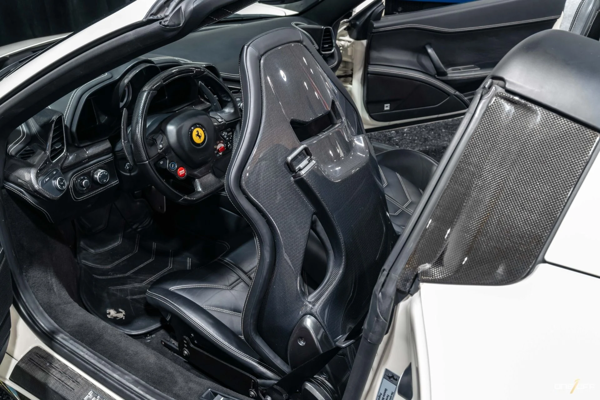 mph002_105138907_Used_2013_Ferrari_458_Spider_Tastefully_Modified_Race_Seats_LOADED_w_Carbon_Speciale_Wheels_1709661647_314b366e2e