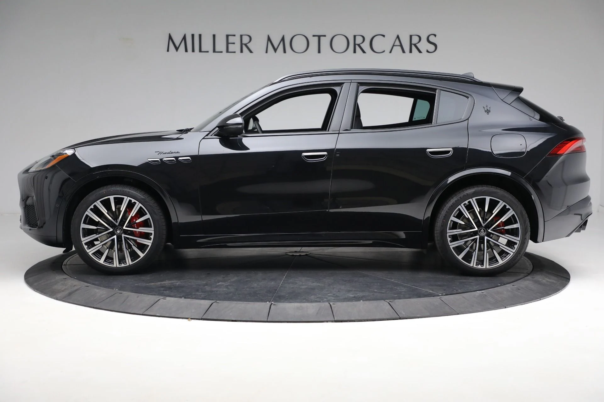 mph002_1053688924_Used_2023_Maserati_Grecale_Modena_1673899433_d0ec564ddb