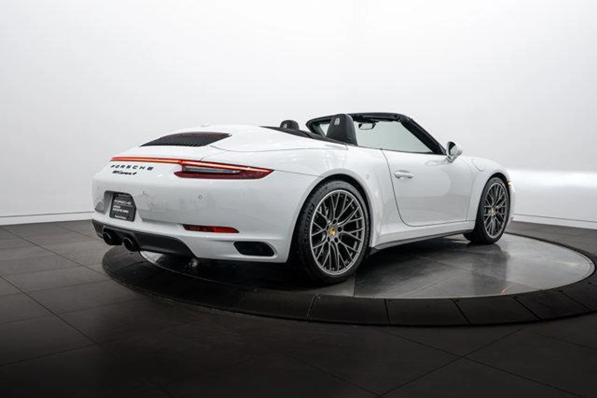 mph002_1065545764_C_Oi8d_Lwbc7_ON_32f_Sy86bkf4_Frs_d81ff2706f