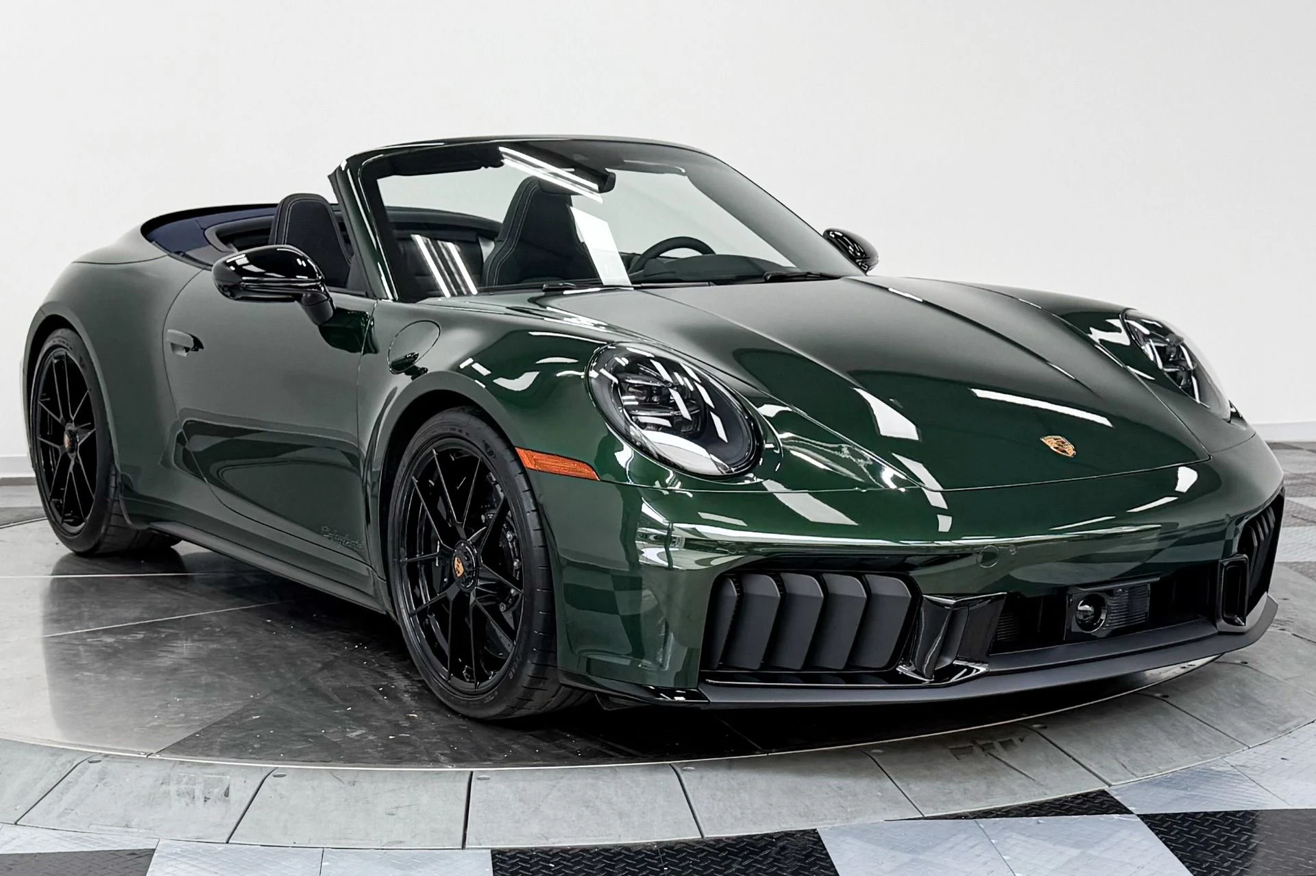 mph002_1070192577_Used_2026_Porsche_911_Carrera_GTS_Carbon_Ceramic_Brakes_Premium_Package_1783023624_411e08e345