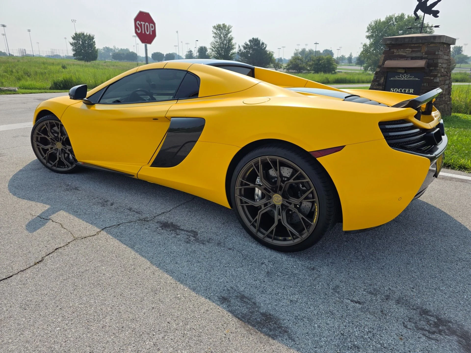 mph002_1078959380_Used_2015_Mc_Laren_650_S_Spider_1754412728_af23a91f6f