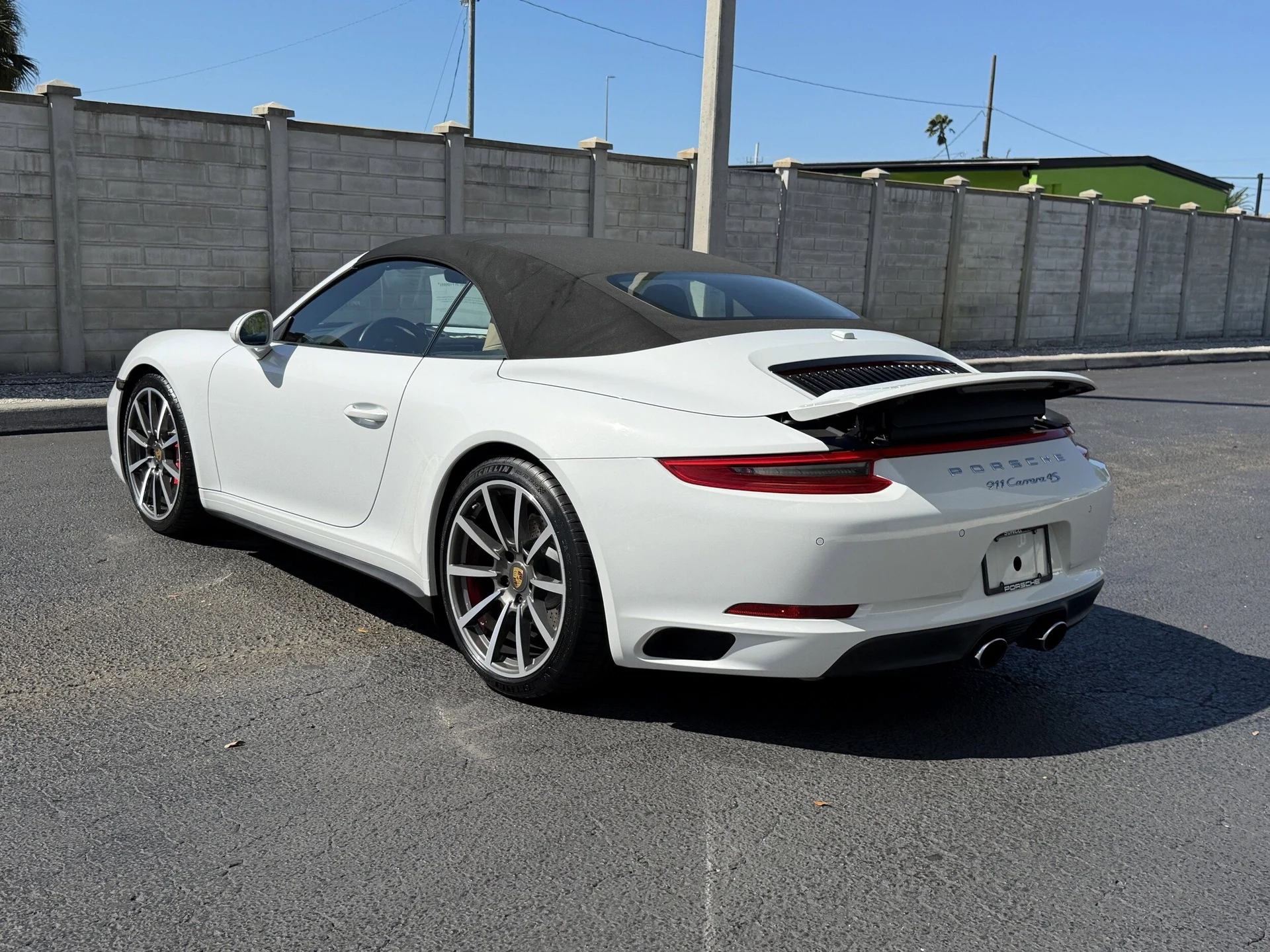 mph002_108055028_5f9e4cf0a2def8e46f25f130429d6d51x_da202daeb4