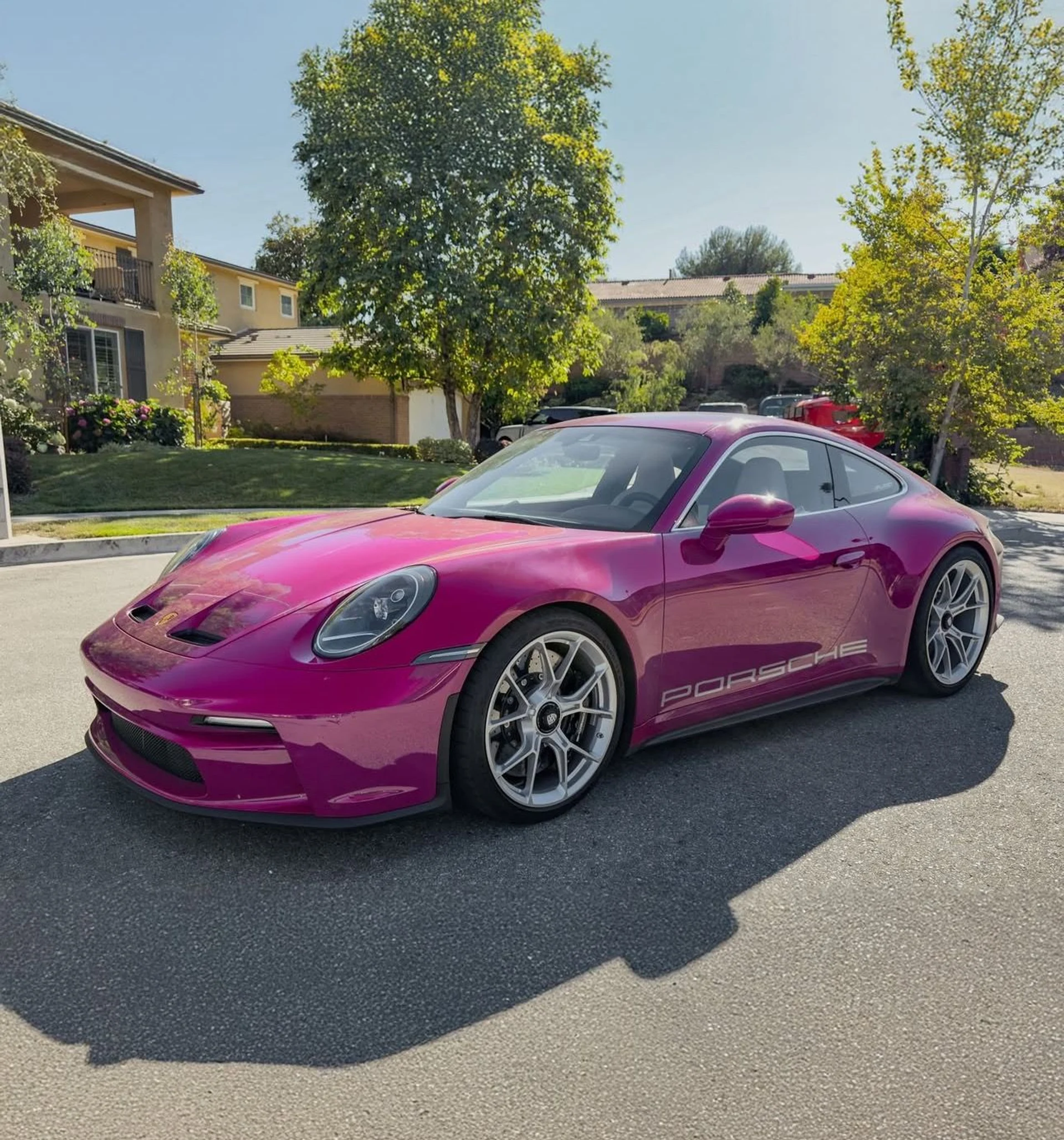 mph002_1083592117_Used_2023_Porsche_911_1754686202_522eacde7b