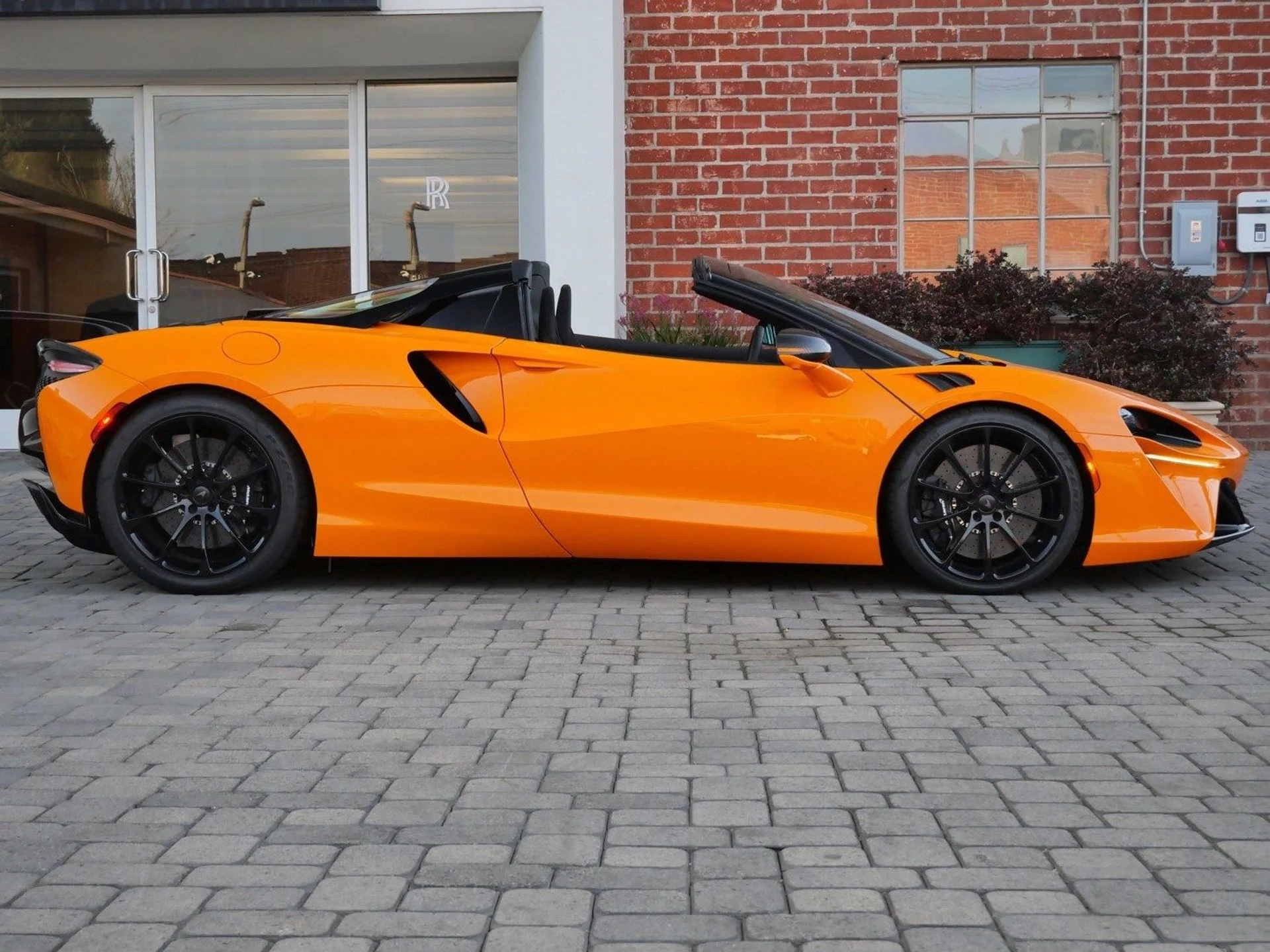 mph002_1095063895_082585cf5838f4eff96700bc203f3293x_1a076a35f7