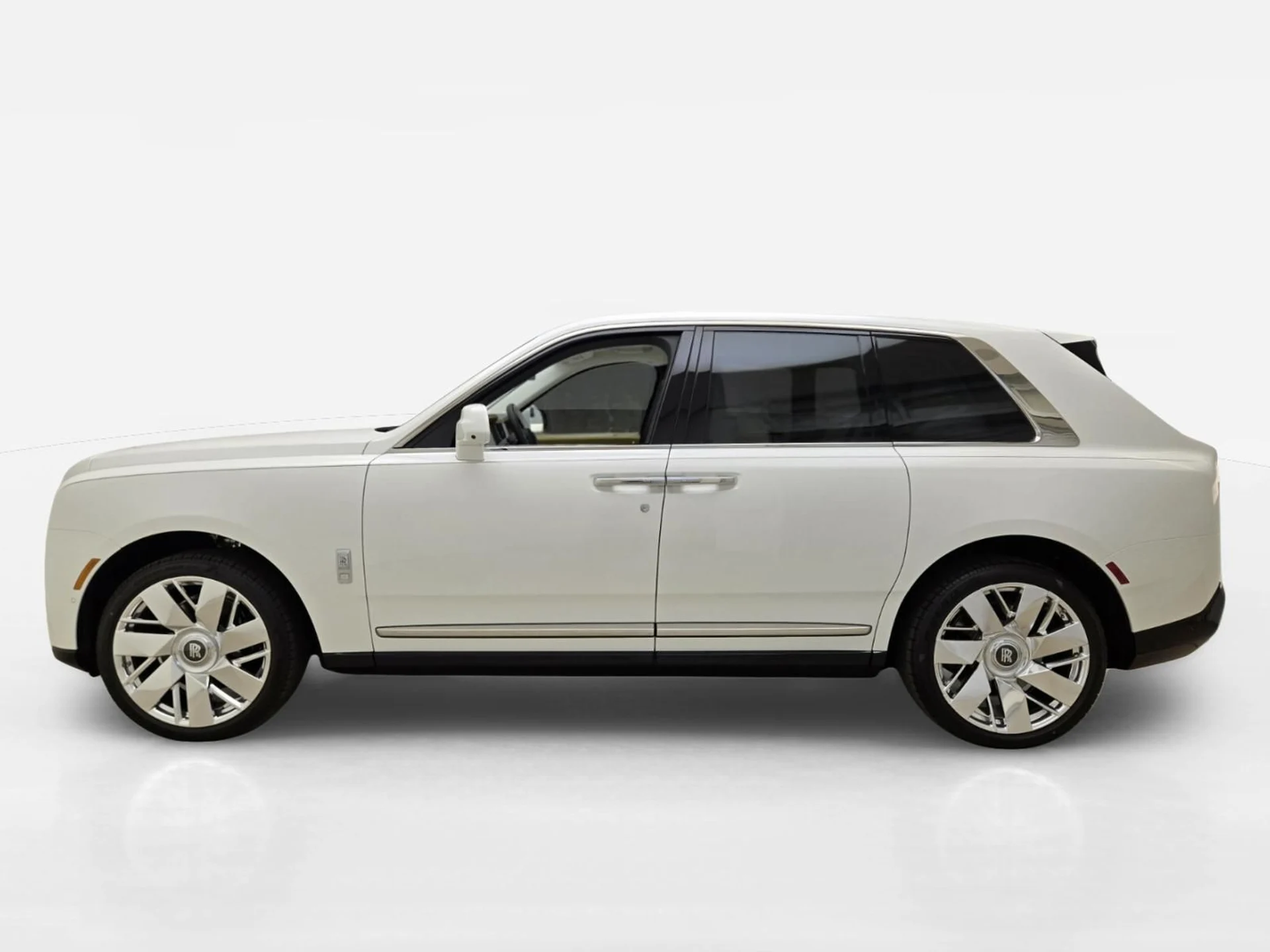 mph002_1098253192_New_2027_Rolls_Royce_Cullinan_1792818899_0bef48b3f1
