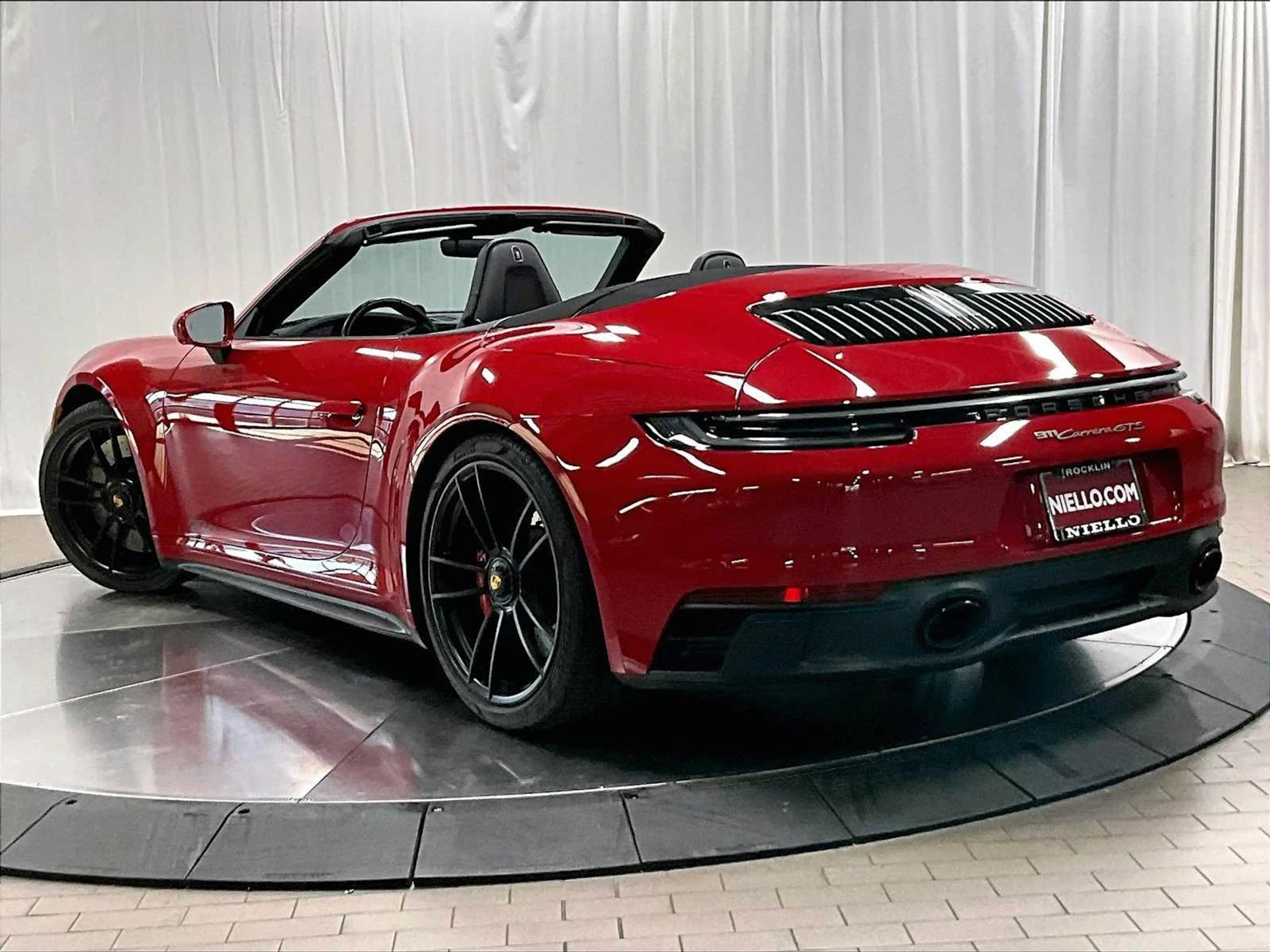 mph002_111110690_a57cc76aa46d6057c65c3f465636b4cdx_e84dedb500