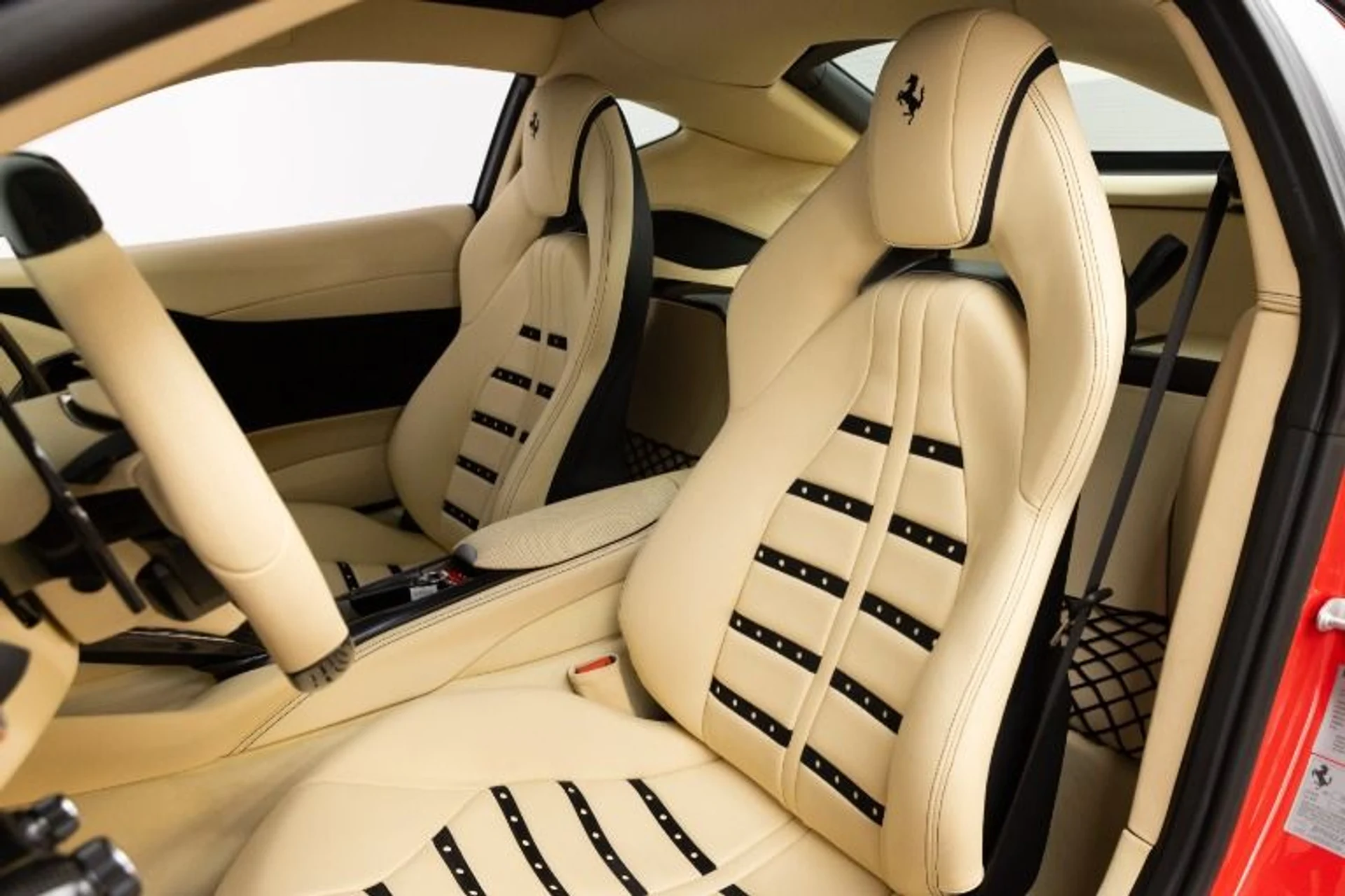 mph002_1112796517_Used_2018_Ferrari_812_Superfast_1775055143_cf871dab27