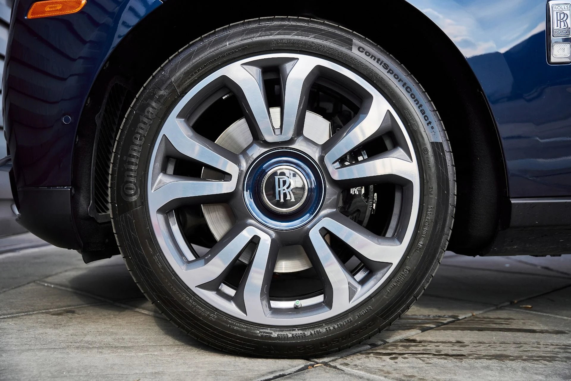 mph002_1118743810_Used_2022_Rolls_Royce_Cullinan_Base_1767400046_47f0d87168