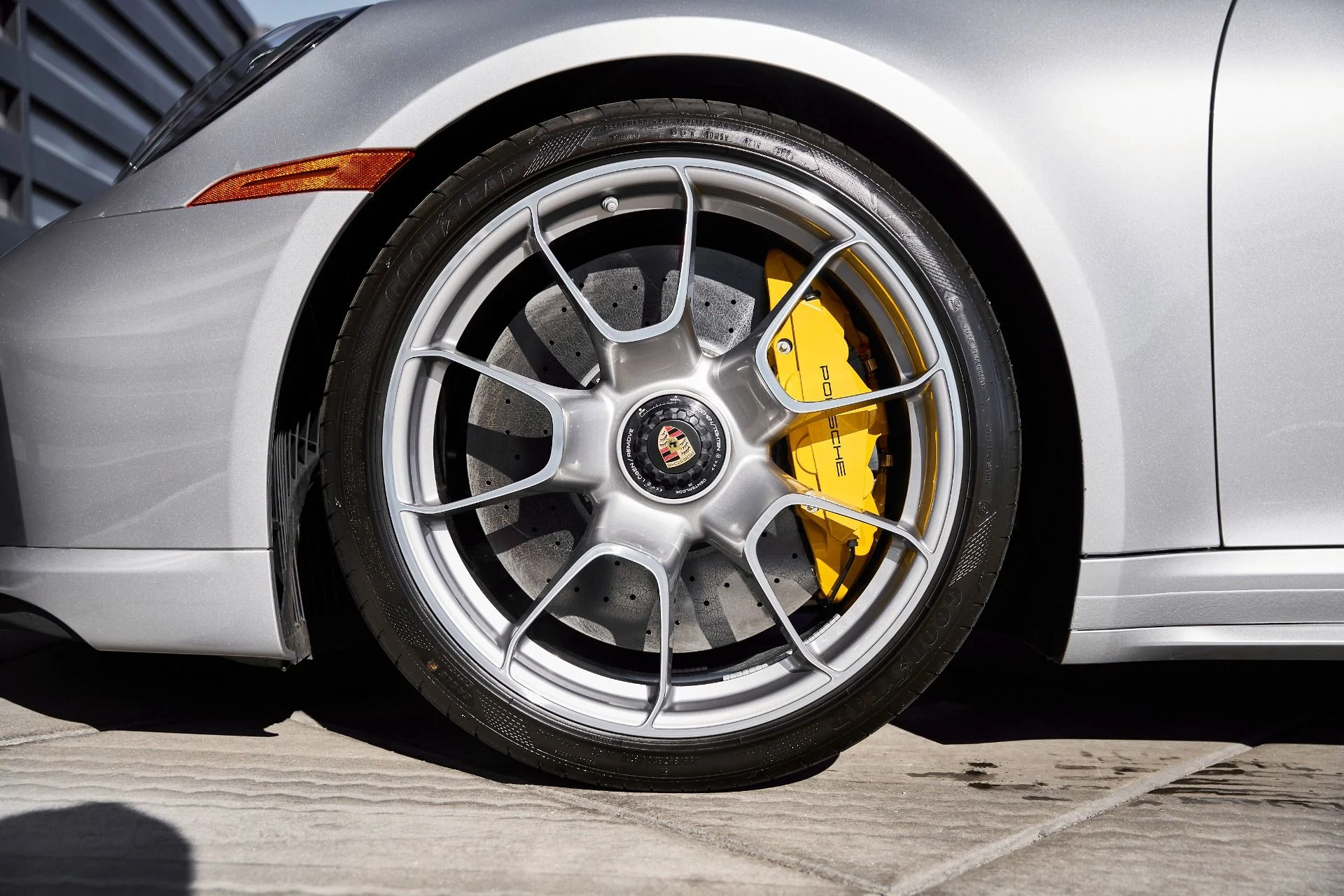 mph002_1133268293_Used_2024_Porsche_911_Turbo_S_1768438225_d9cebbcbe5