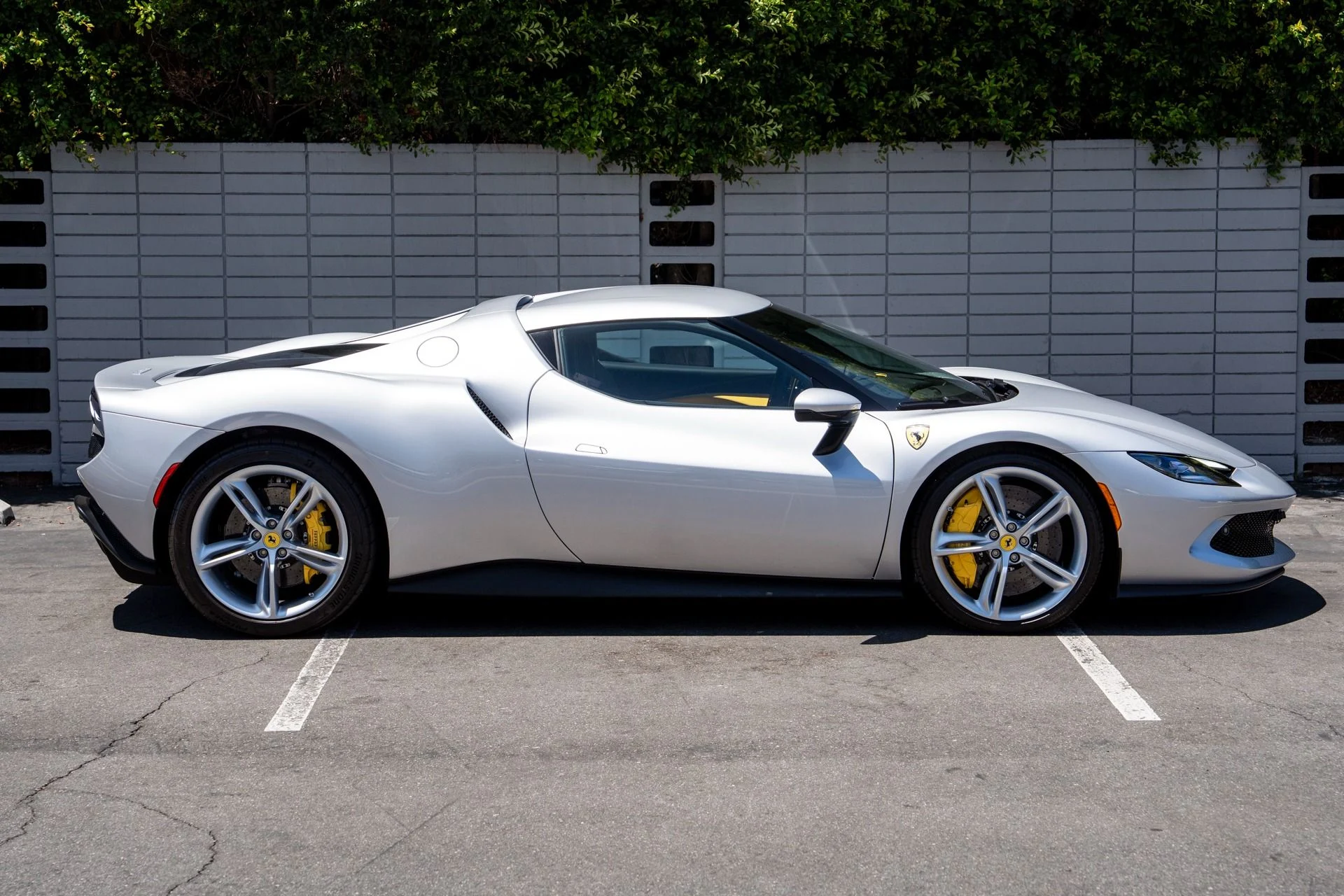 mph002_1134503297_Used_2025_Ferrari_296_GTB_1754336960_27a97e7c5c