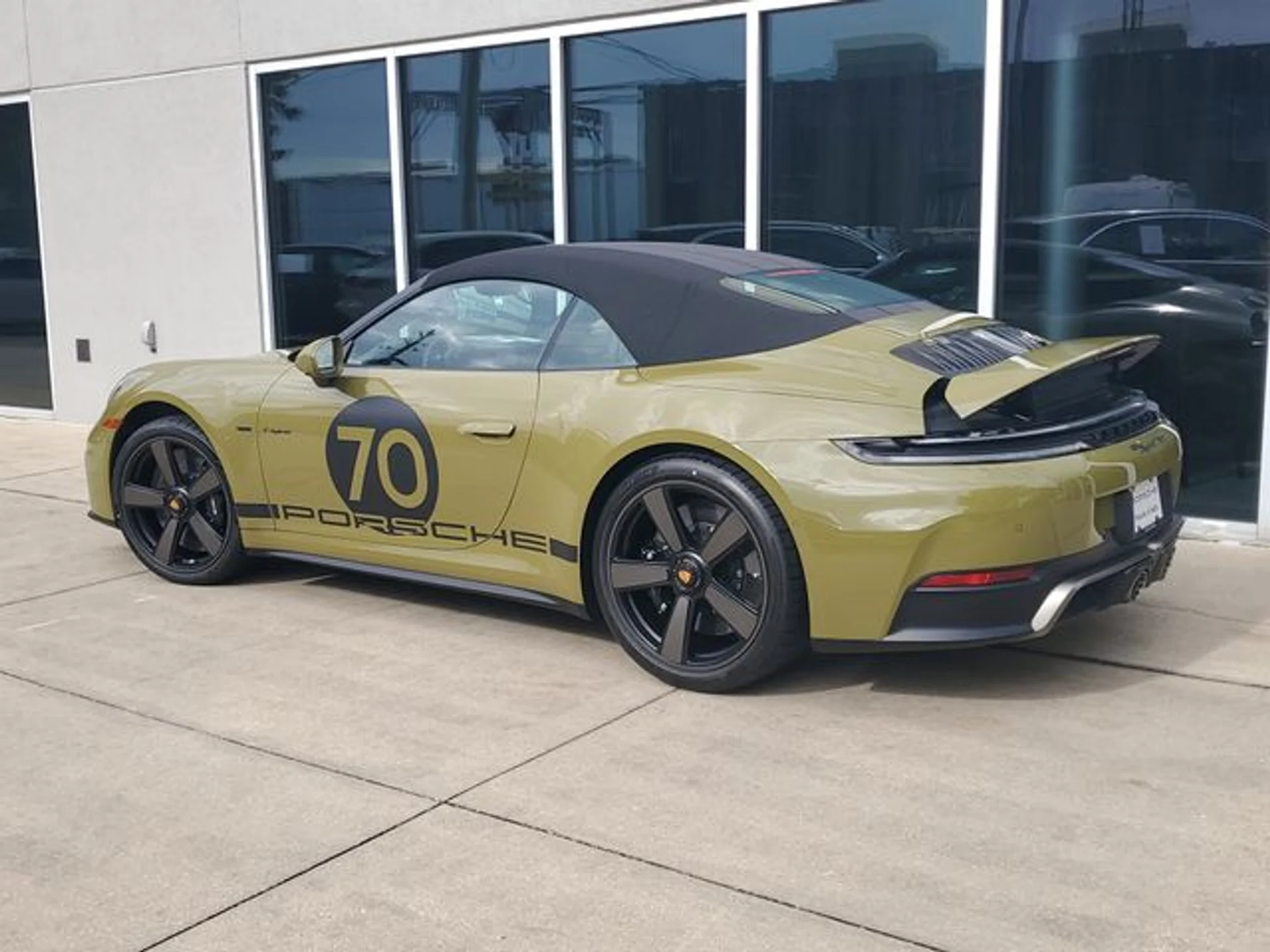 mph002_113483500_3eb940d3e630a552b3fc15b8a2e0da5fx_eeb01f9ed9