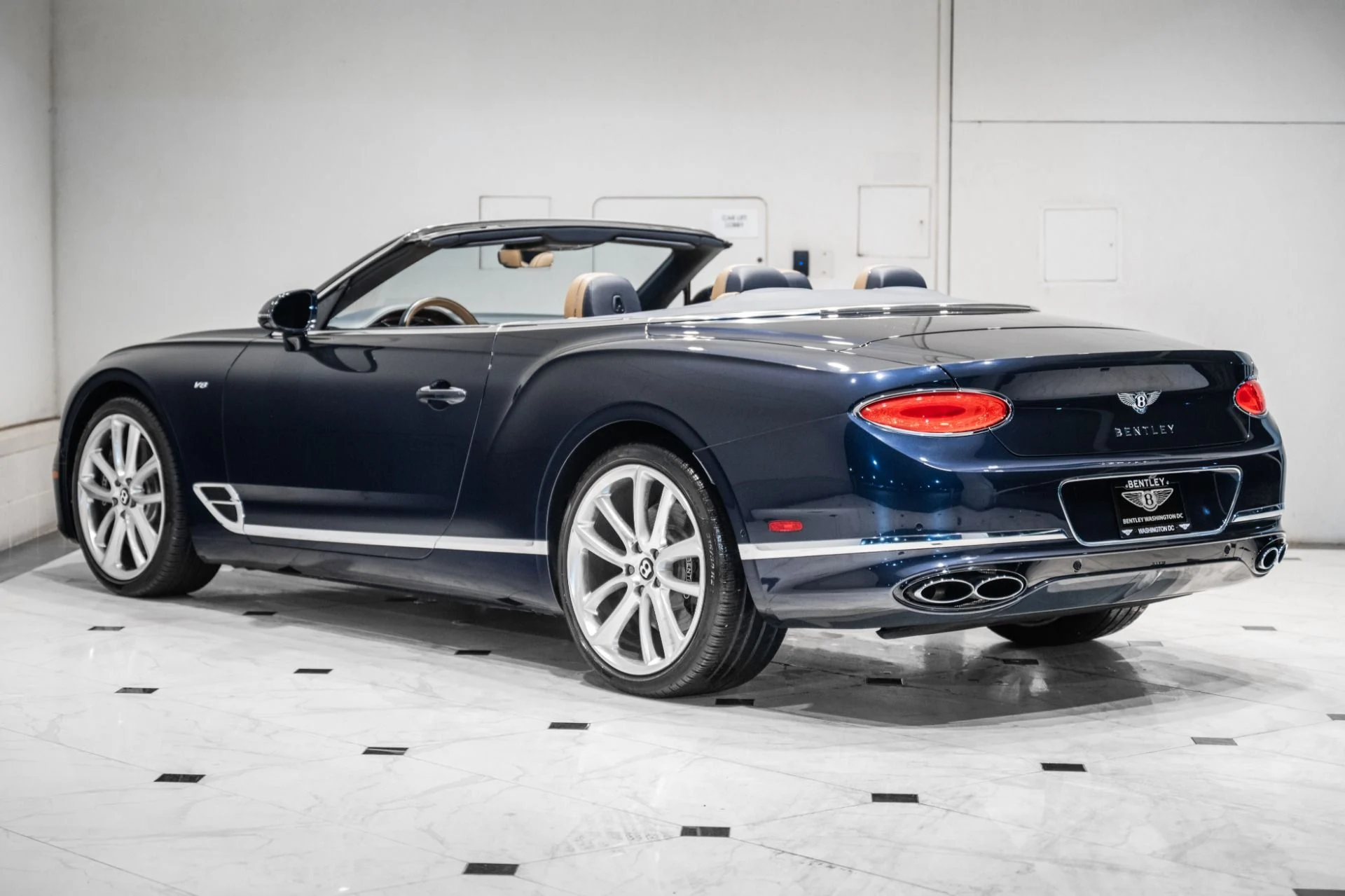 mph002_1147062163_Used_2021_Bentley_Continental_GTC_V8_1784573980_42d0fc86ab