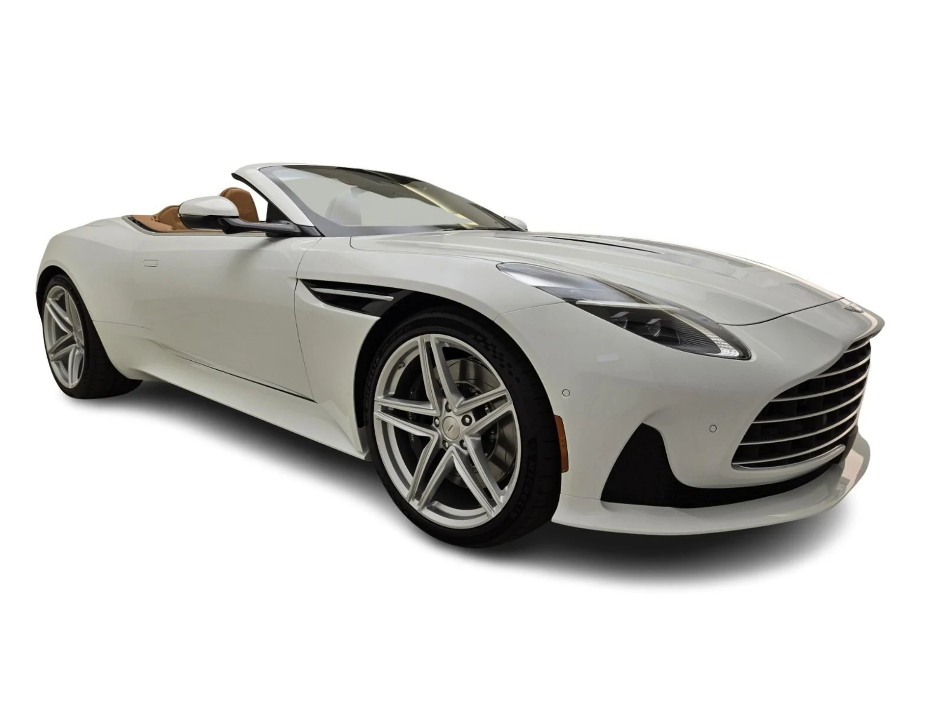 mph002_1177321933_New_2026_Aston_Martin_DB_12_Volante_1756187294_5941a3e691