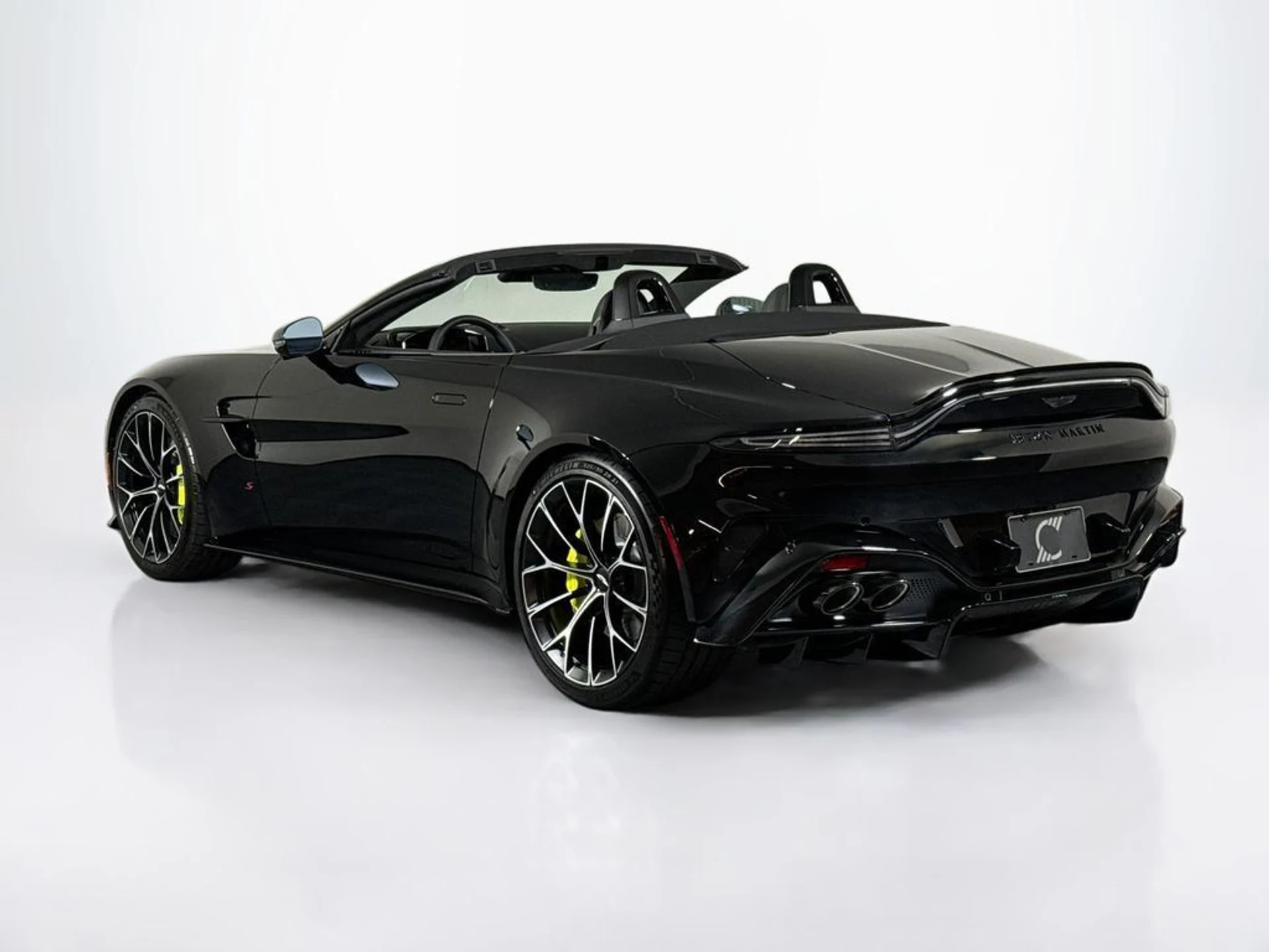 mph002_1180994509_new_2026_aston_martin_vantage_sroadster_11350_23059247_3_1024_023bbcb754