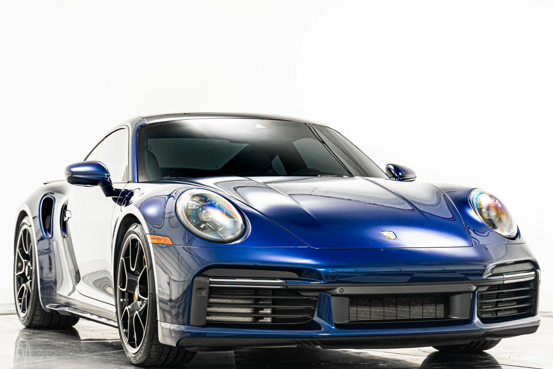 mph002_1195287823_Used_2022_Porsche_911_Turbo_S_1758922499_b7d448bf72