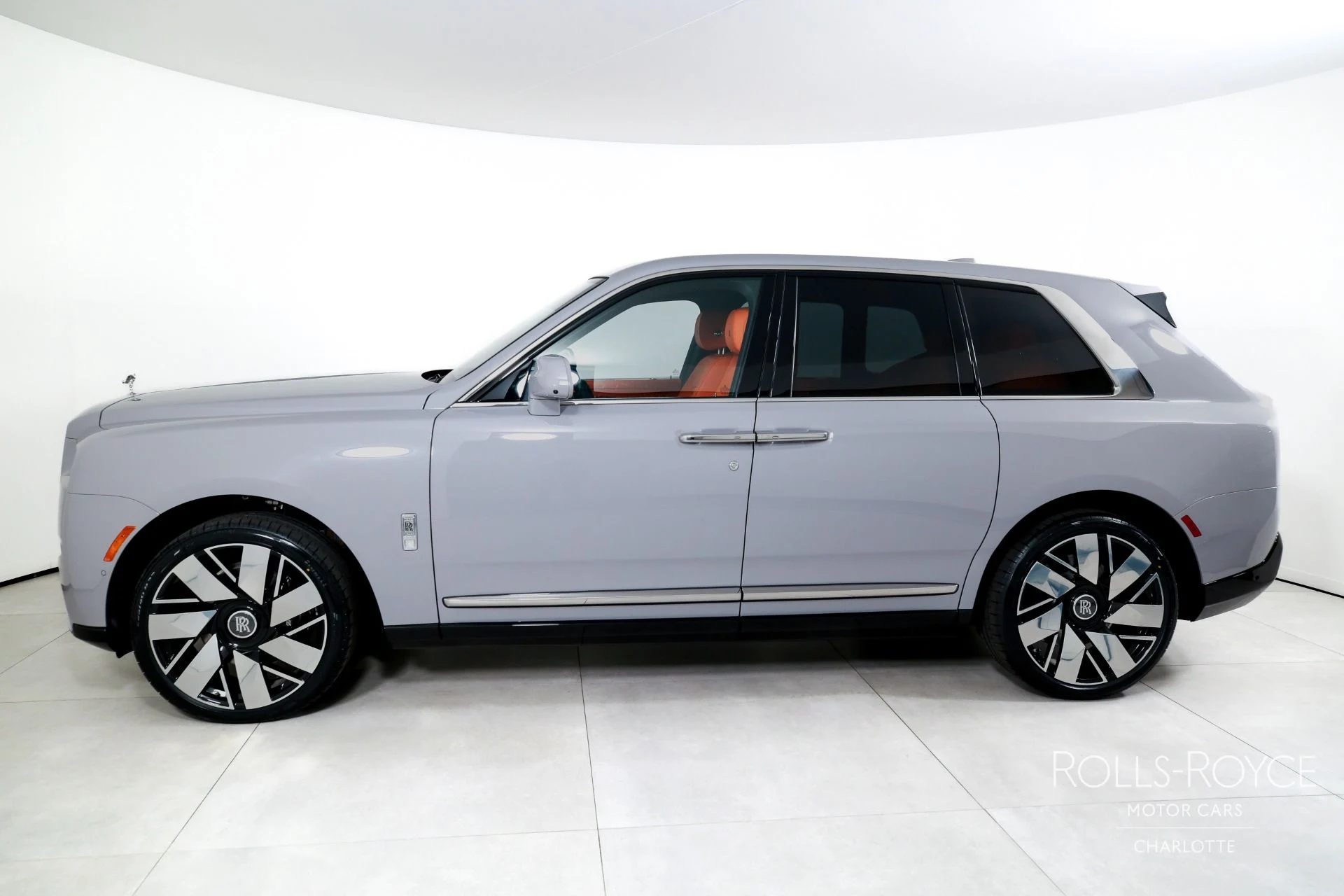 mph002_1199583458_Used_2026_Rolls_Royce_Cullinan_1775591493_0511039754