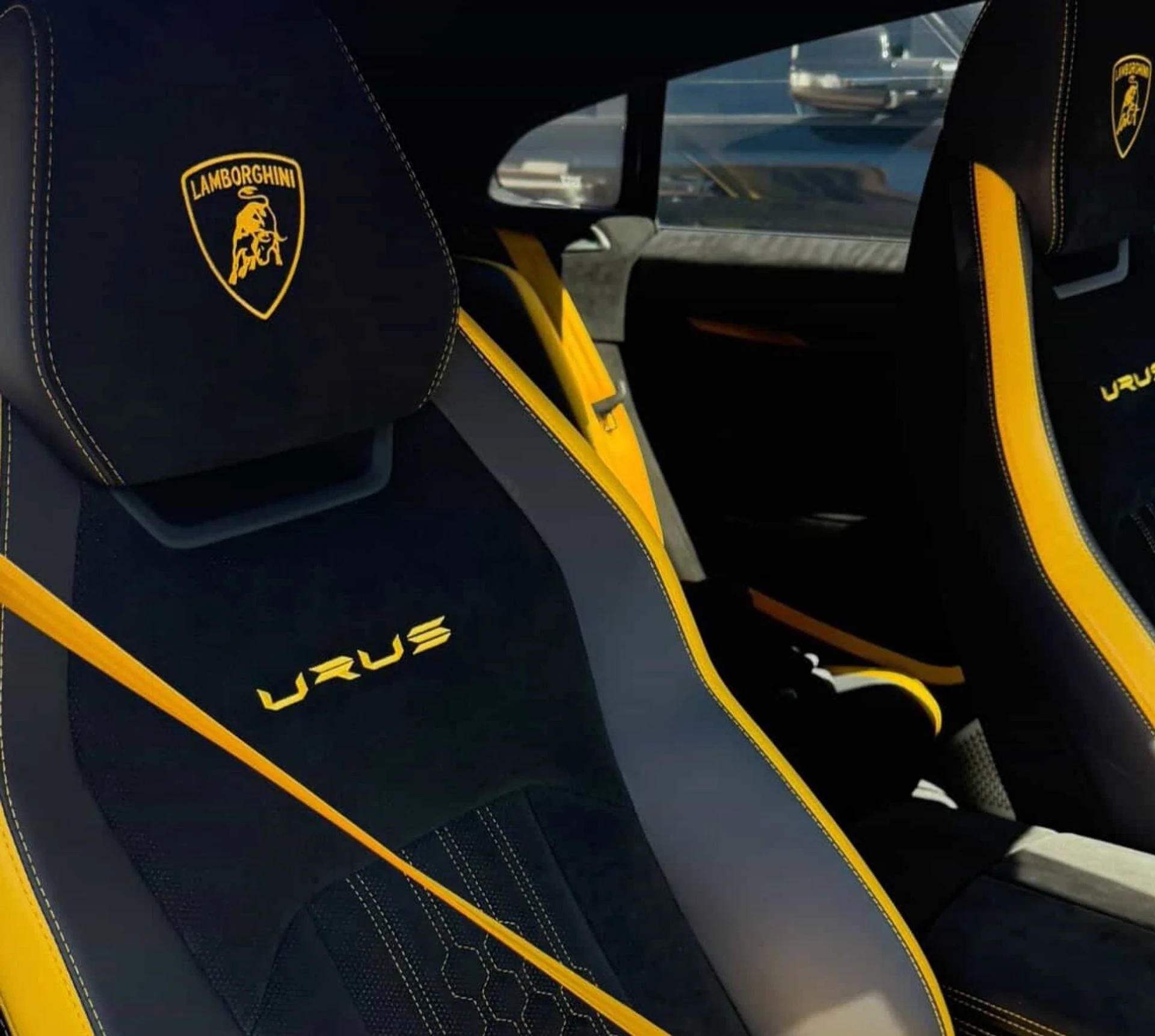 mph002_12076984_Used_2023_Lamborghini_Urus_Performante_1774898175_8b216673f0