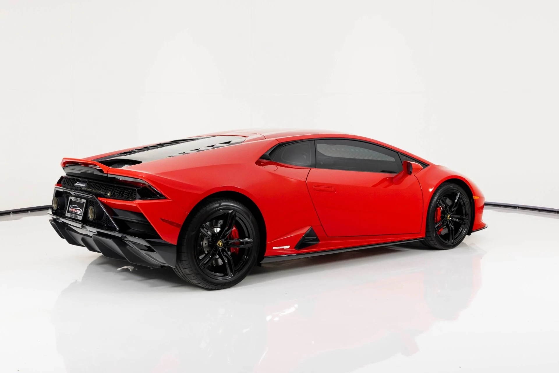 mph002_1225490020_Used_2021_Lamborghini_Huracan_EVO_1762806434_01c47d1045
