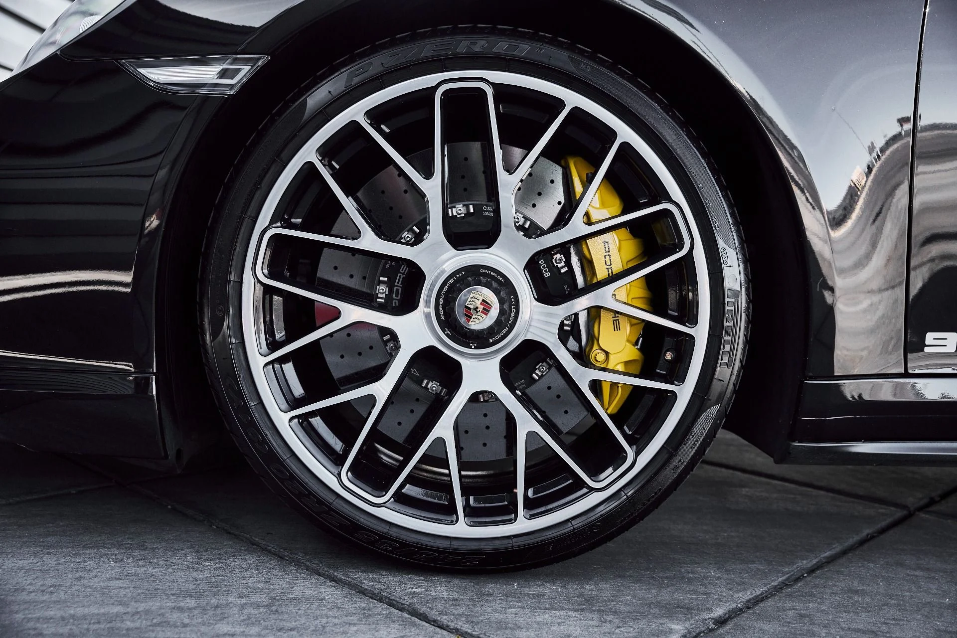 mph002_1227919397_Used_2014_Porsche_911_Turbo_S_1776734550_3ee778959a