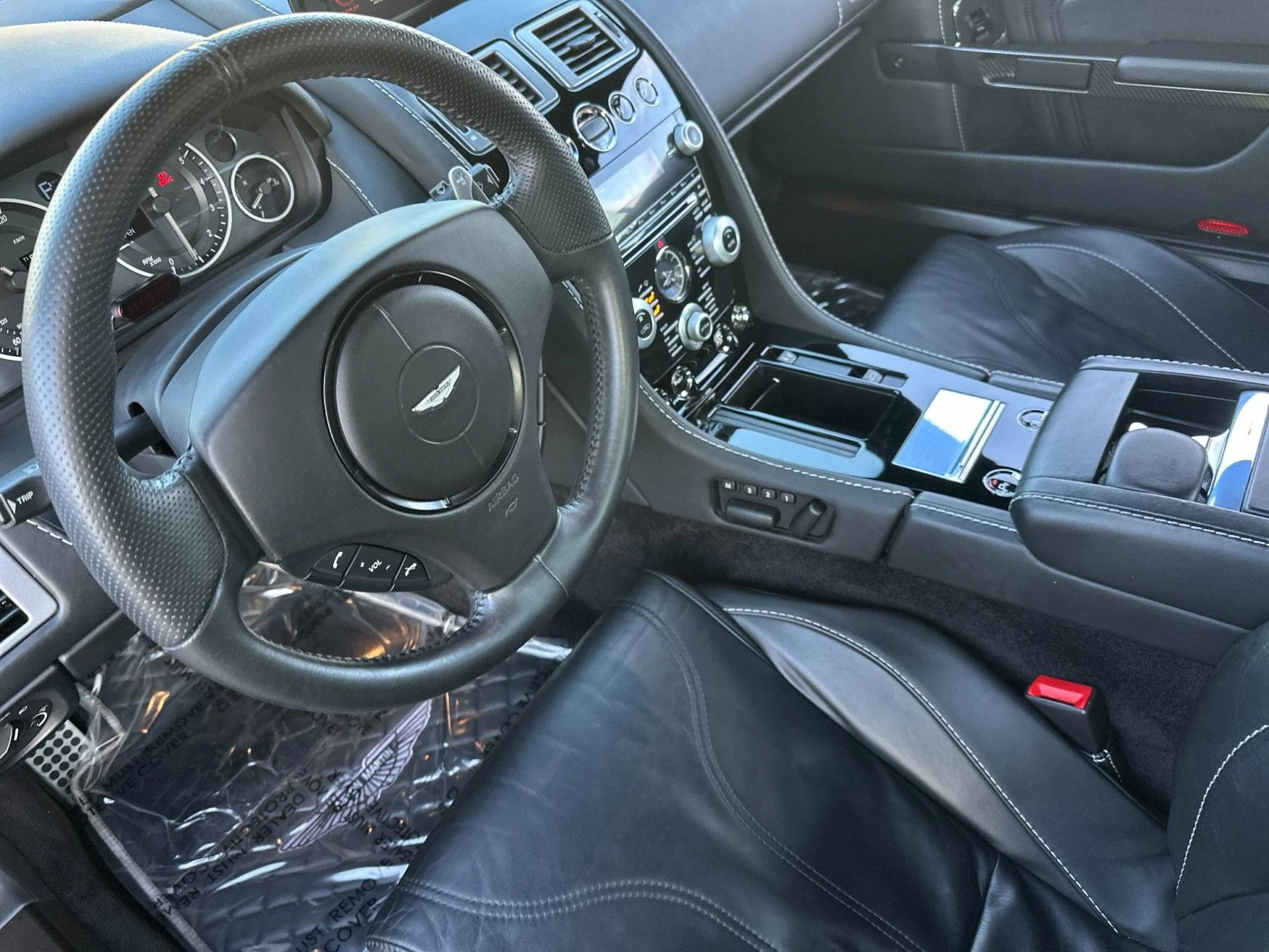 mph002_1228651670_Used_2011_Aston_Martin_DBS_Carbon_Black_1766224121_04a9911a34