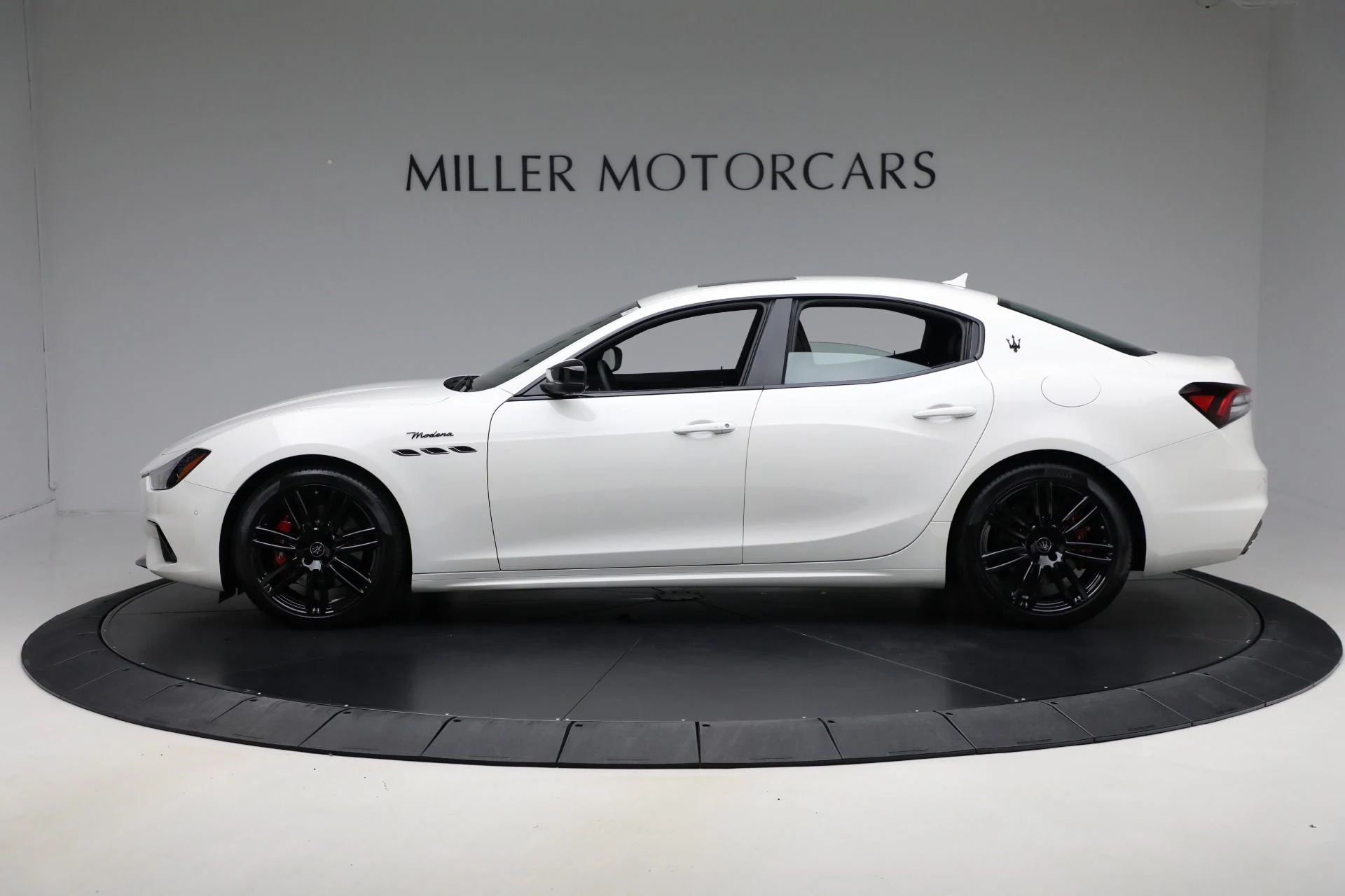 mph002_1238219316_New_2024_Maserati_Ghibli_Modena_Ultima_Q4_a2cef13c99