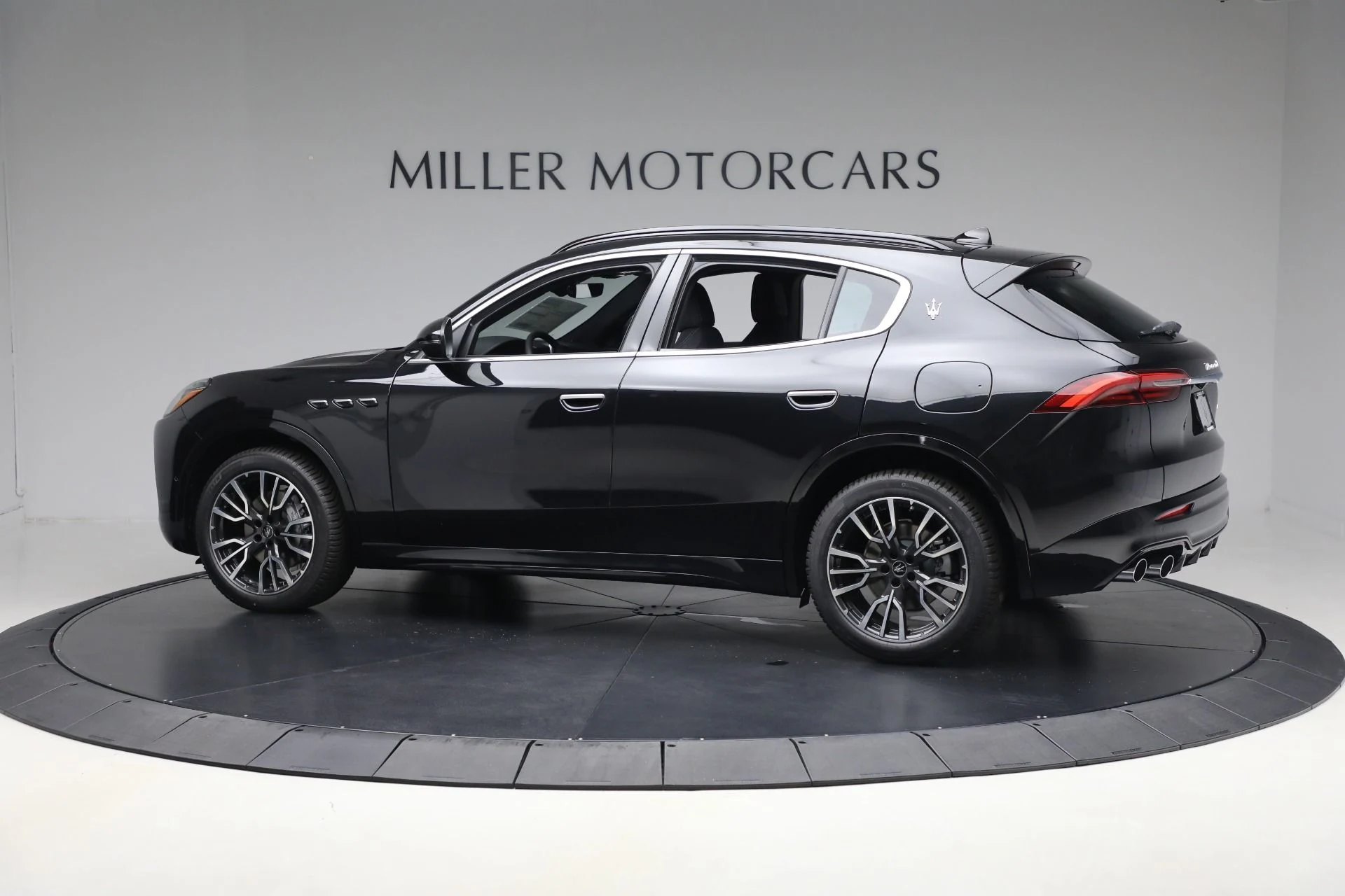 mph002_1245092487_New_2025_Maserati_Grecale_1768934482_c95ae04859