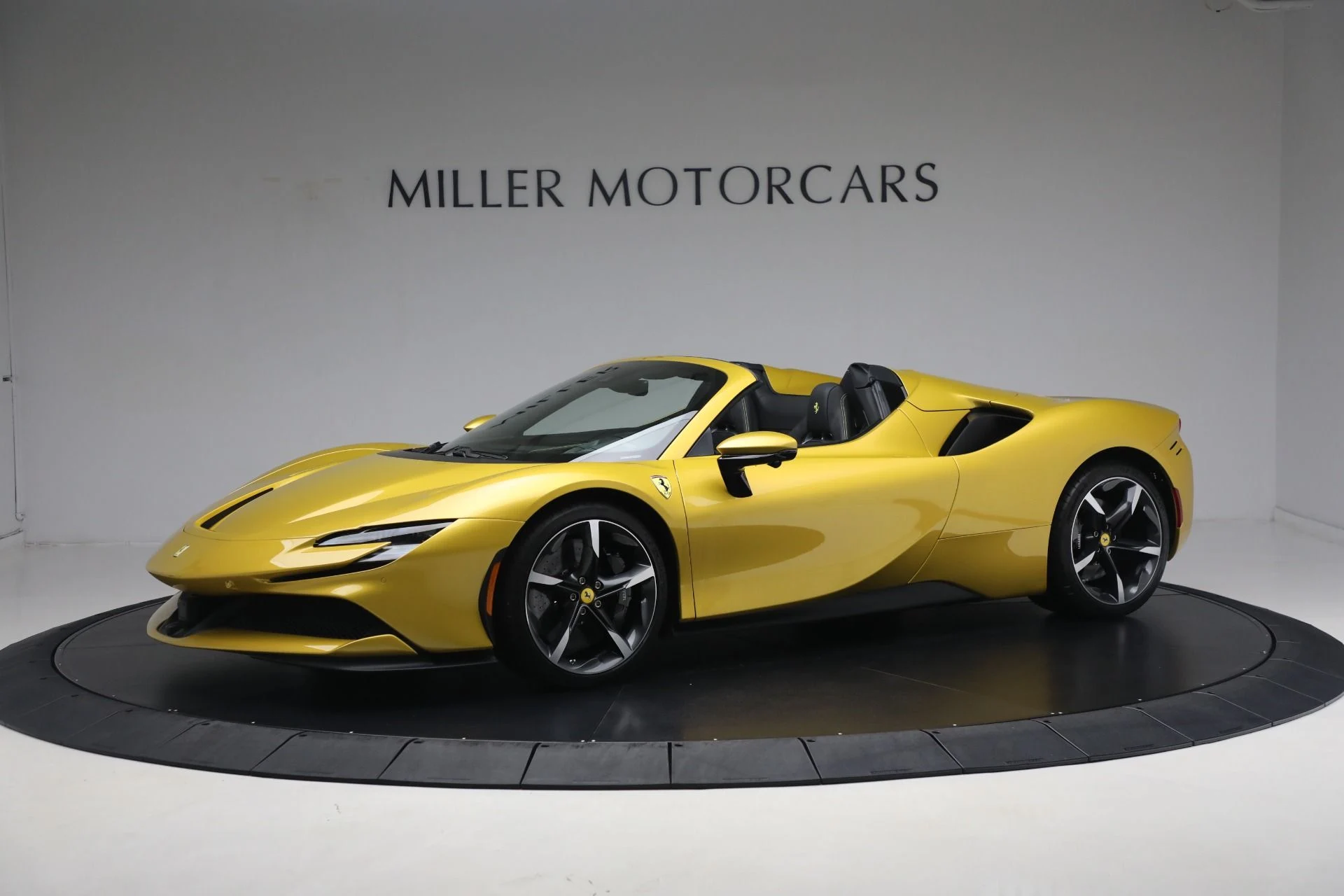 mph002_1252510183_Used_2024_Ferrari_SF_90_Spider_9a926a2105