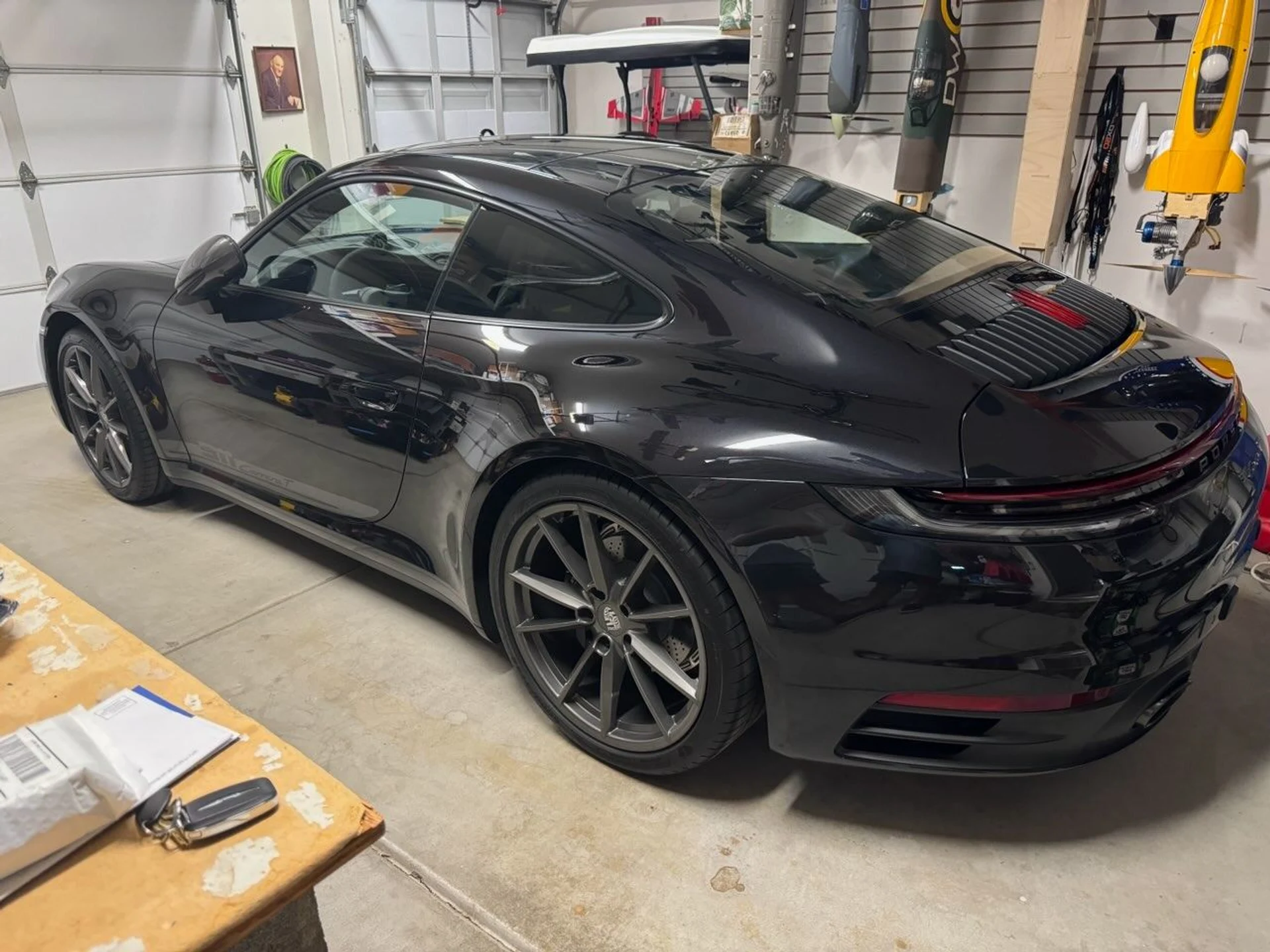 mph002_1254196696_Used_2024_Porsche_911_Carrera_T_1762903849_848416e1f3