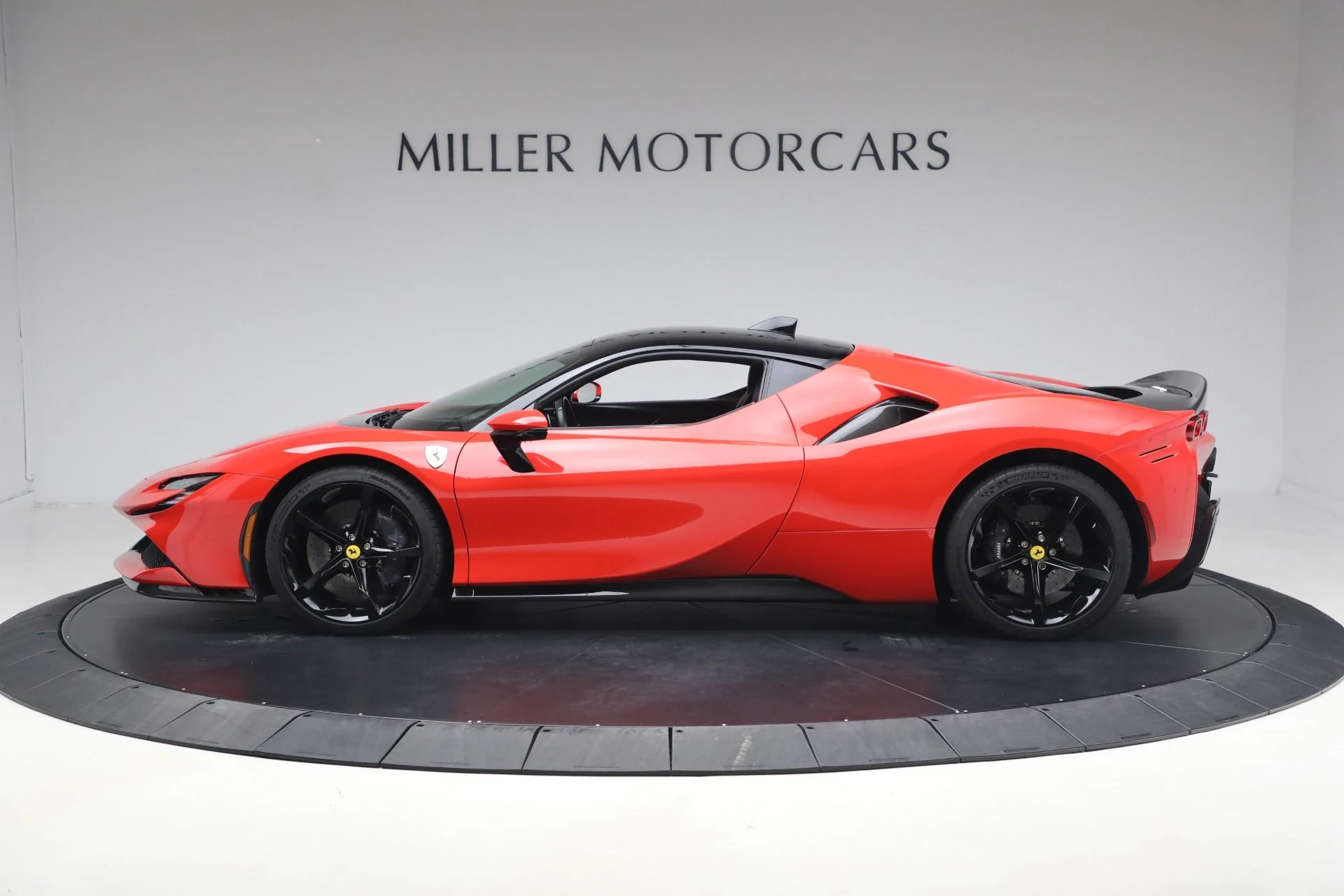 mph002_1254804001_Used_2023_Ferrari_SF_90_Stradale_1765397558_dce88ac1f1