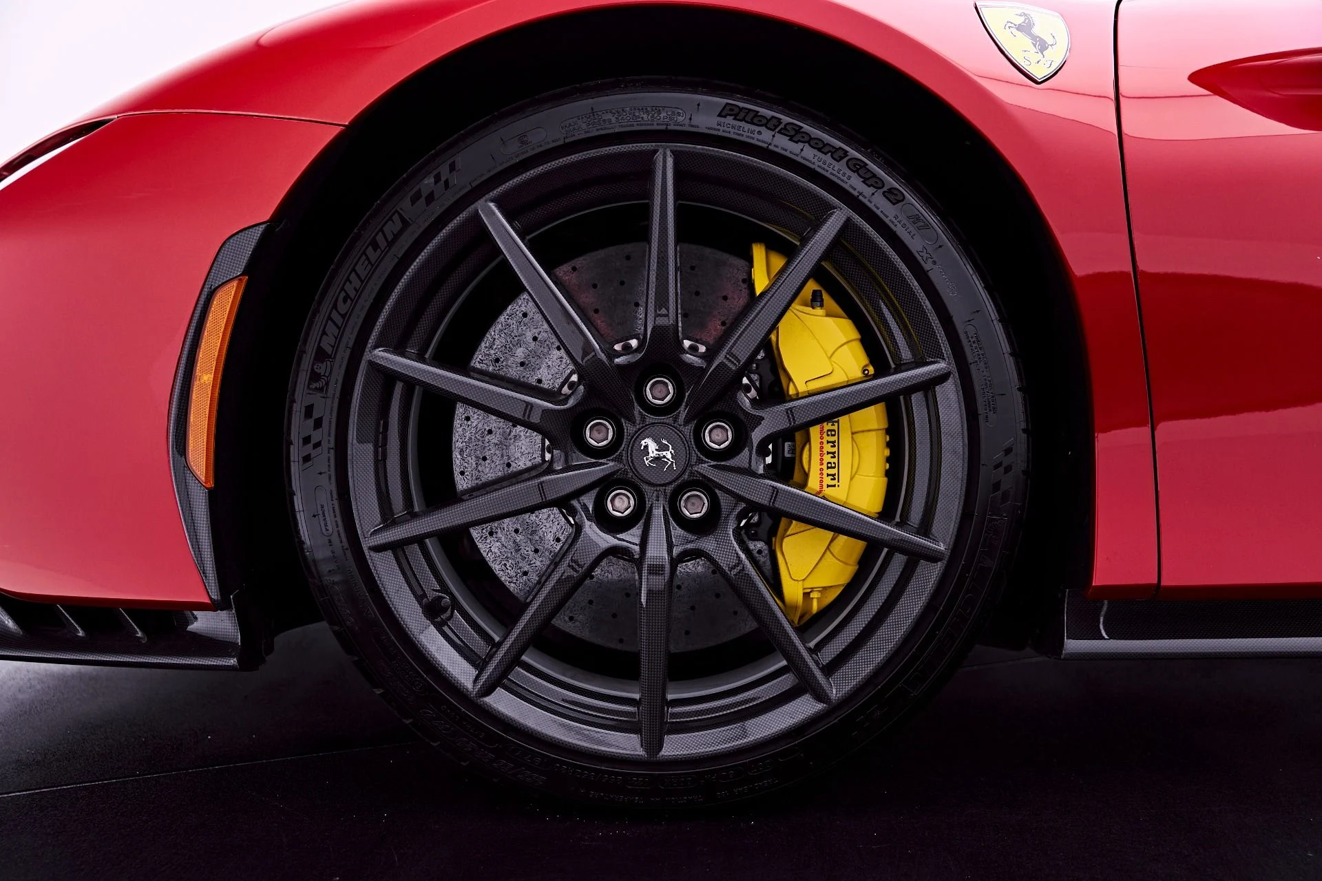 mph002_1257133798_Used_2021_Ferrari_SF_90_Stradale_Base_1782197295_da278d5e3b