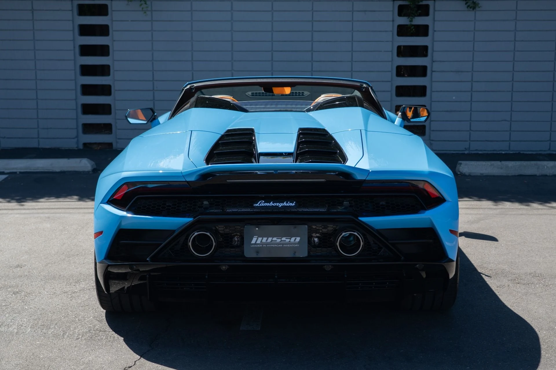 mph002_125968362_Used_2024_Lamborghini_Huracan_EVO_Spyder_1757526991_219191a2ed