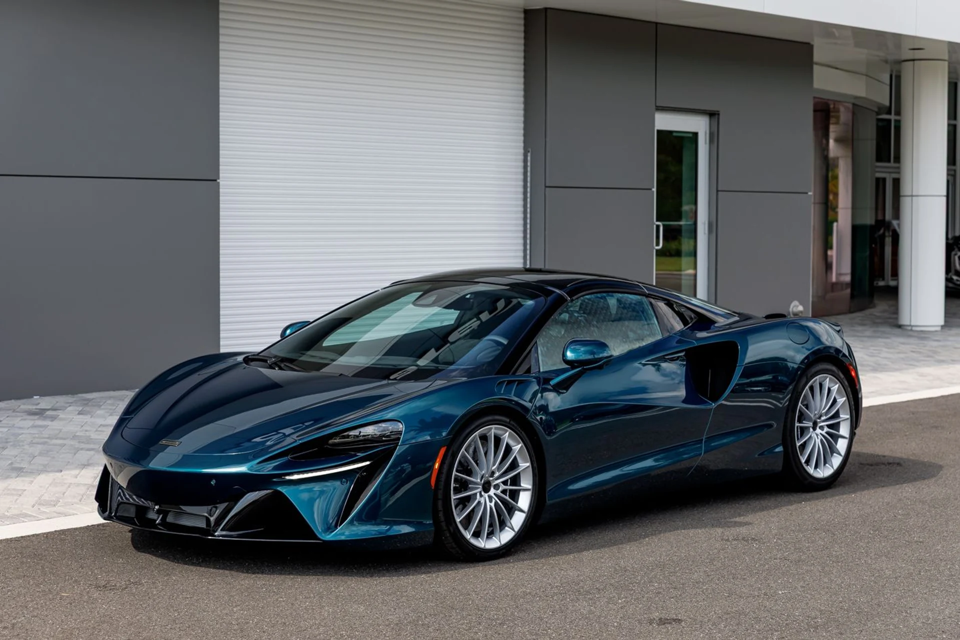 mph002_1265890429_587_p3_l_1b93c208f4