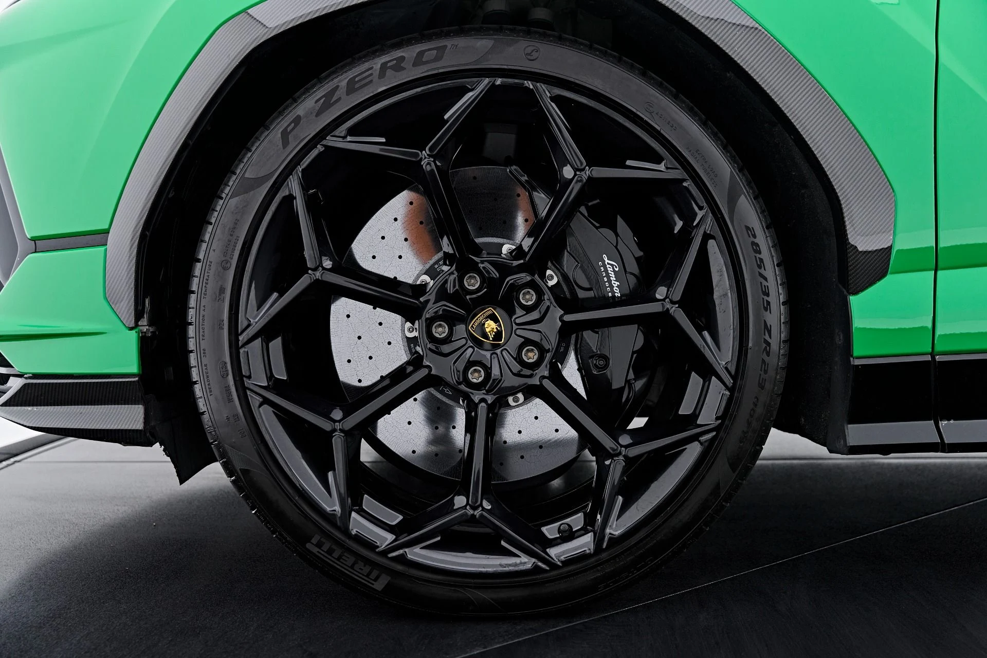 mph002_1274873126_Used_2023_Lamborghini_Urus_Performante_1788571072_44609a1344