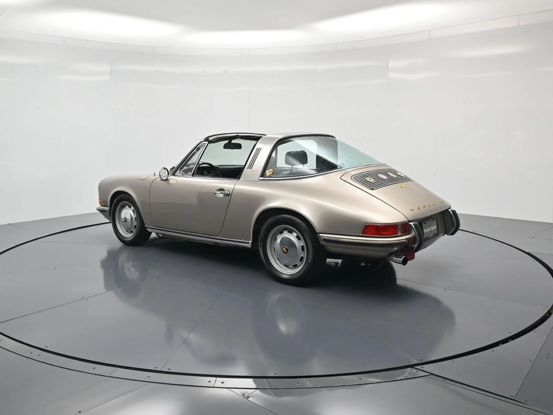 mph002_1281043024_221ec1e3a3b355ba52907904054db568x_d1d04e6fca