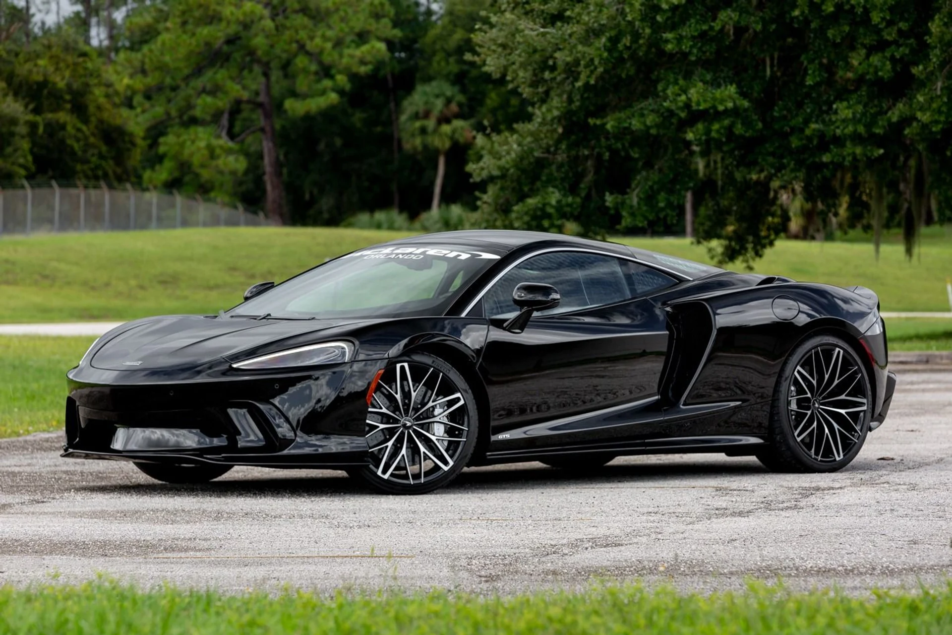 mph002_1282710214_452_p3_l_8315401779