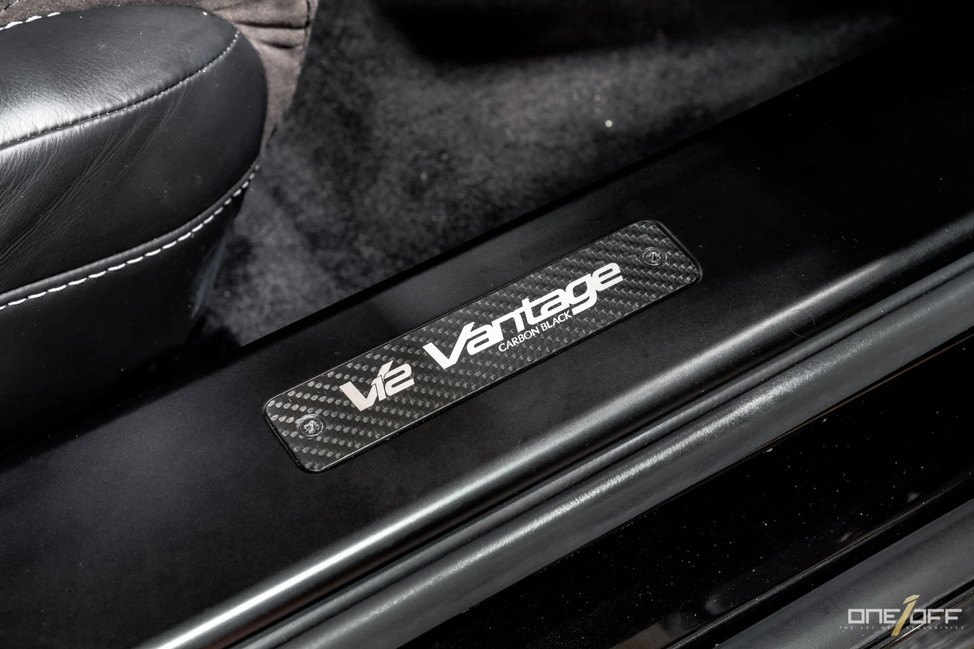 mph002_1282716373_Used_2011_Aston_Martin_V12_Vantage_Carbon_Black_6_Speed_in_Immaculate_Condition_1756349737_54d78891e4
