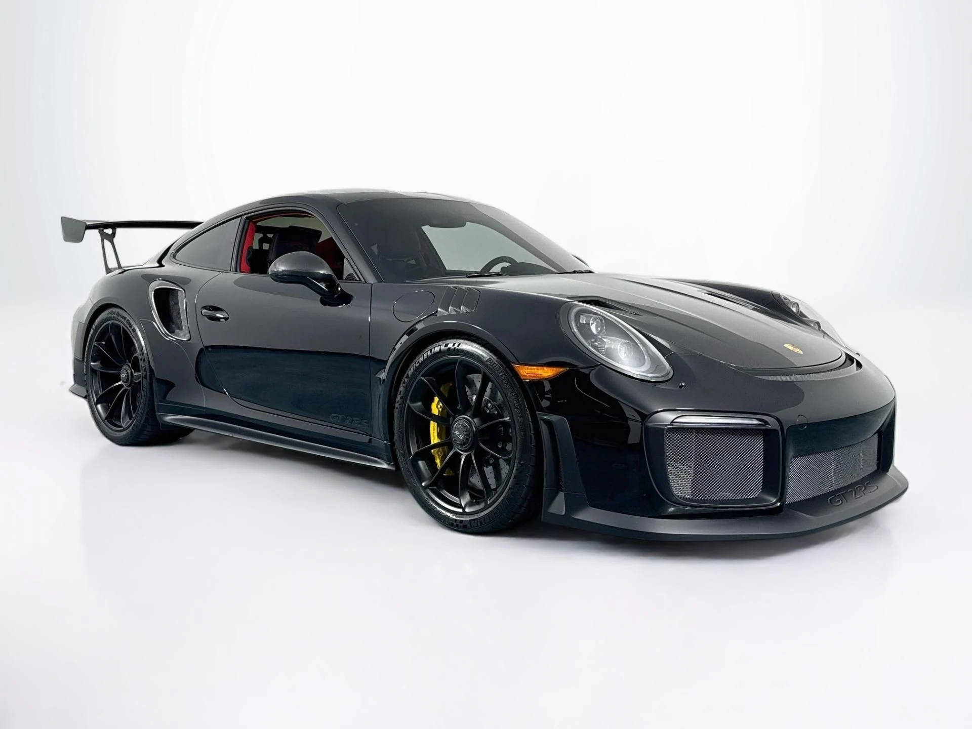 mph002_1285693390_Used_2018_Porsche_911_GT_2_RS_1785886140_0fd1e27ff2
