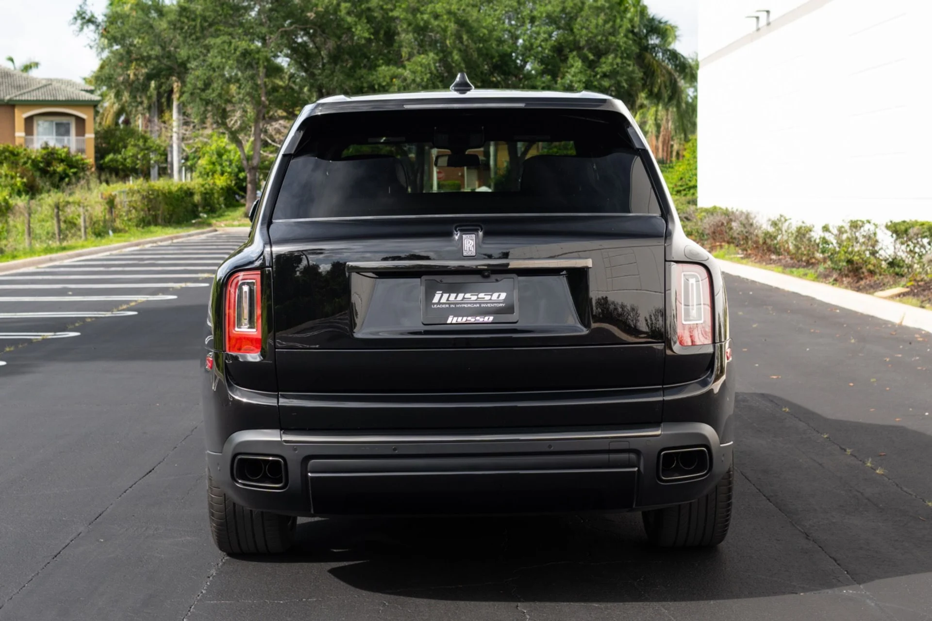 mph002_1288367125_Used_2022_Rolls_Royce_Black_Badge_Cullinan_1776130970_2ab176af8a